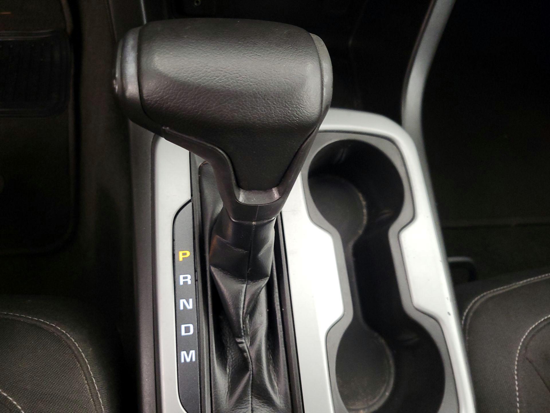 Thumbnail: 2016 Chevrolet Colorado - 17