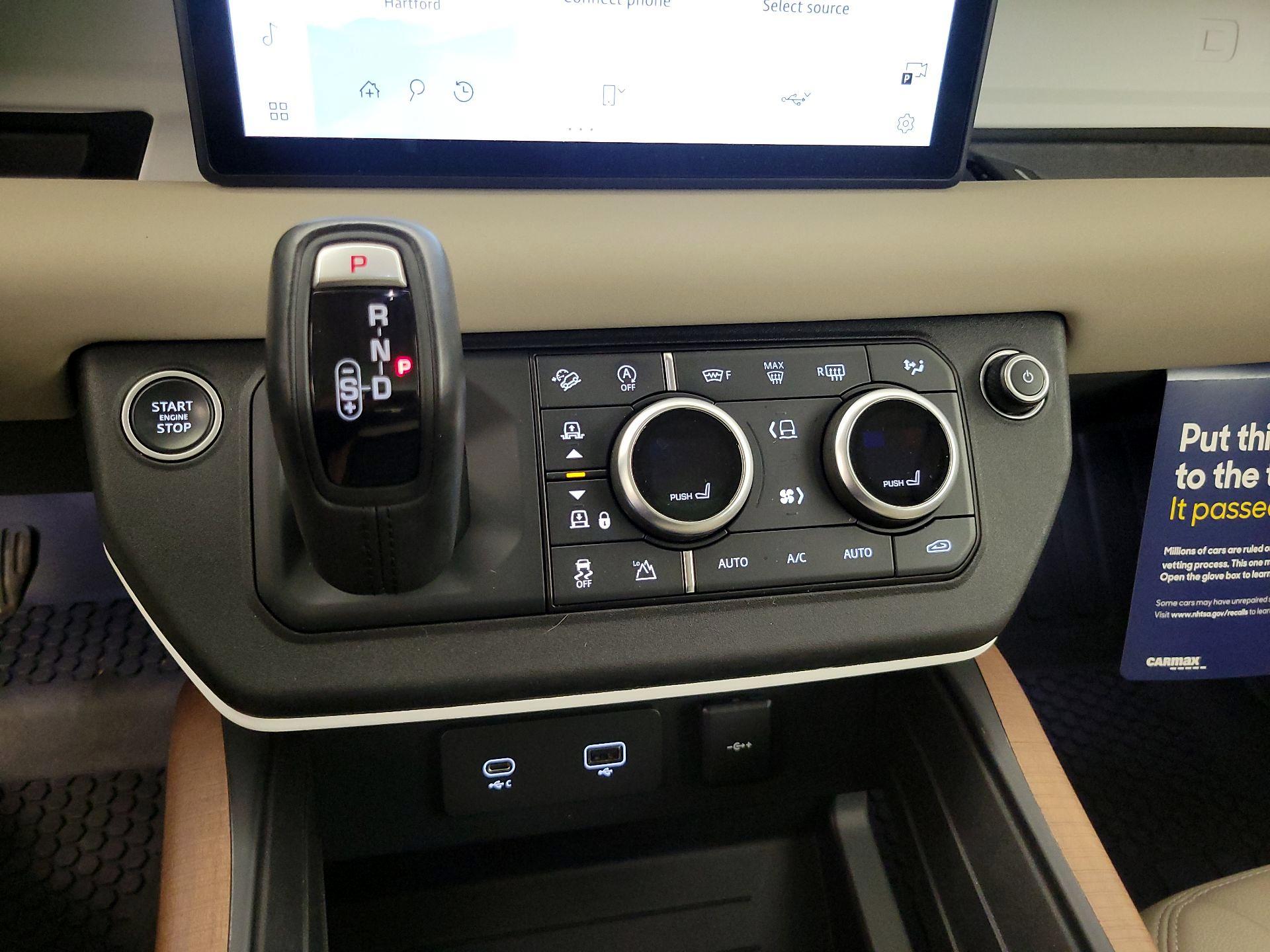 Thumbnail: 2021 Land Rover Defender - 18