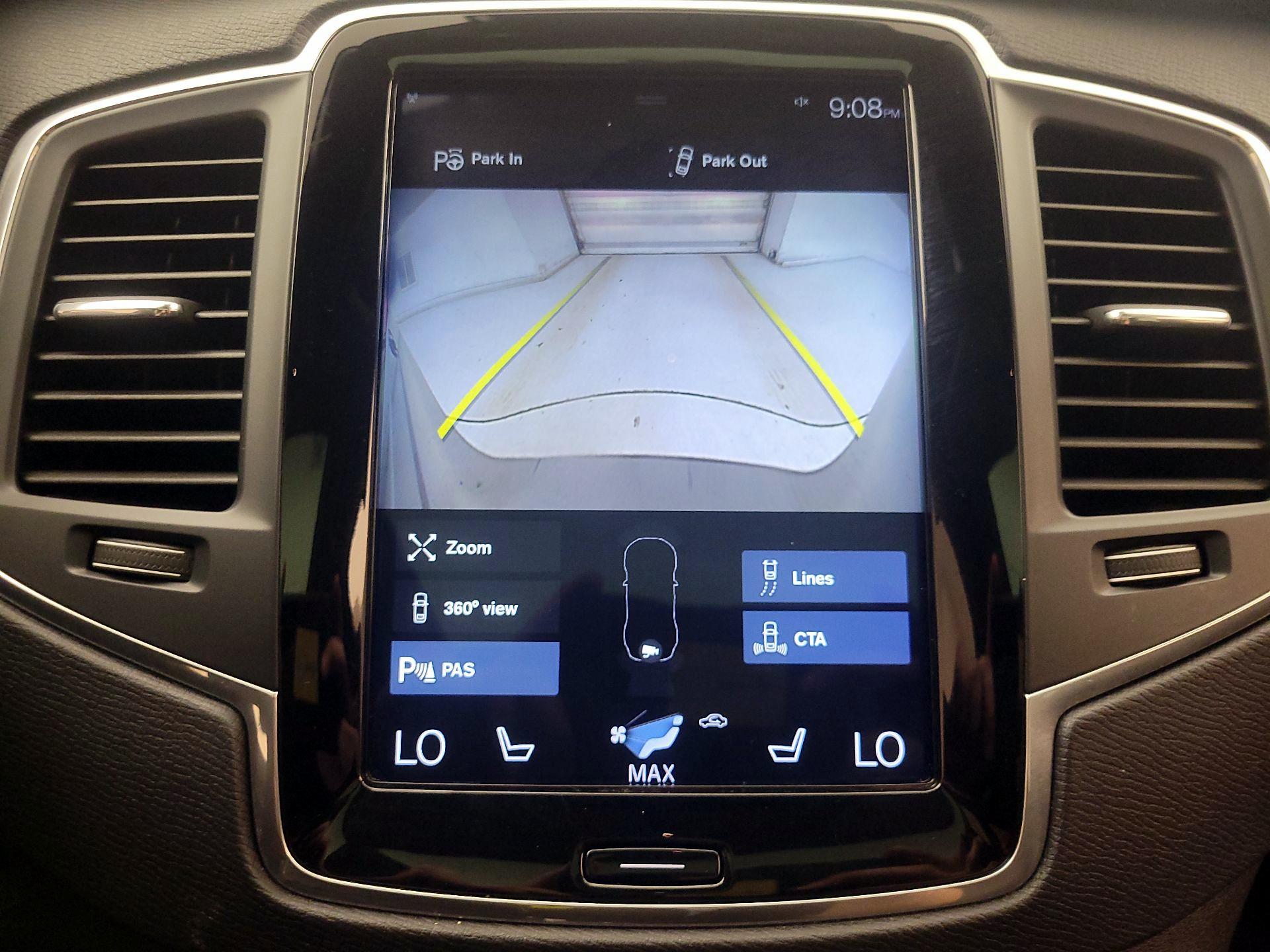 Thumbnail: 2019 Volvo XC90 - 15