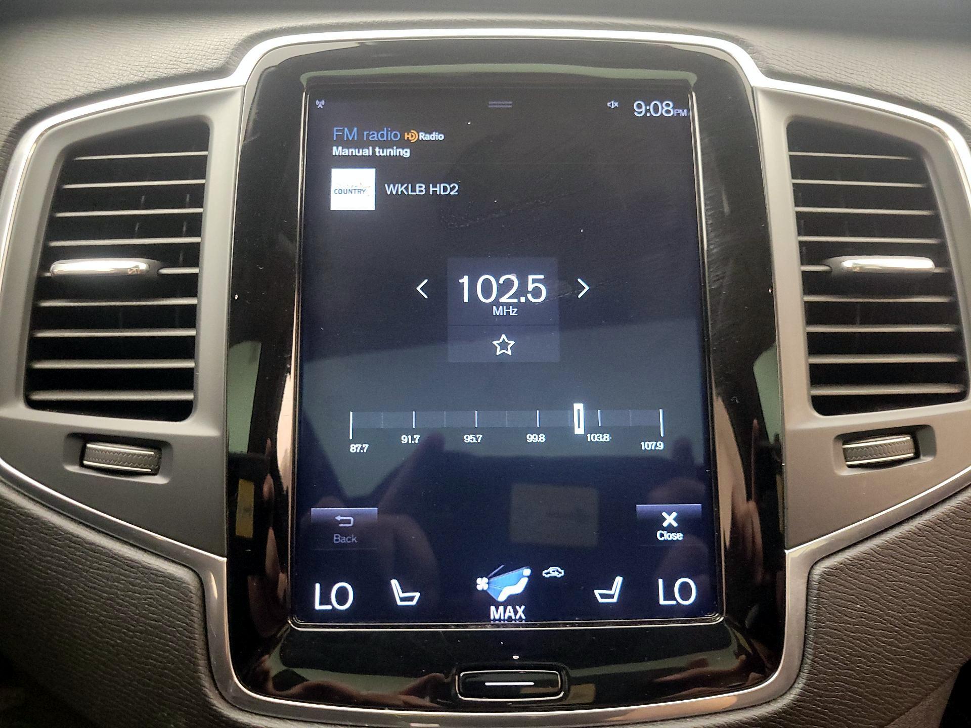 Thumbnail: 2019 Volvo XC90 - 16