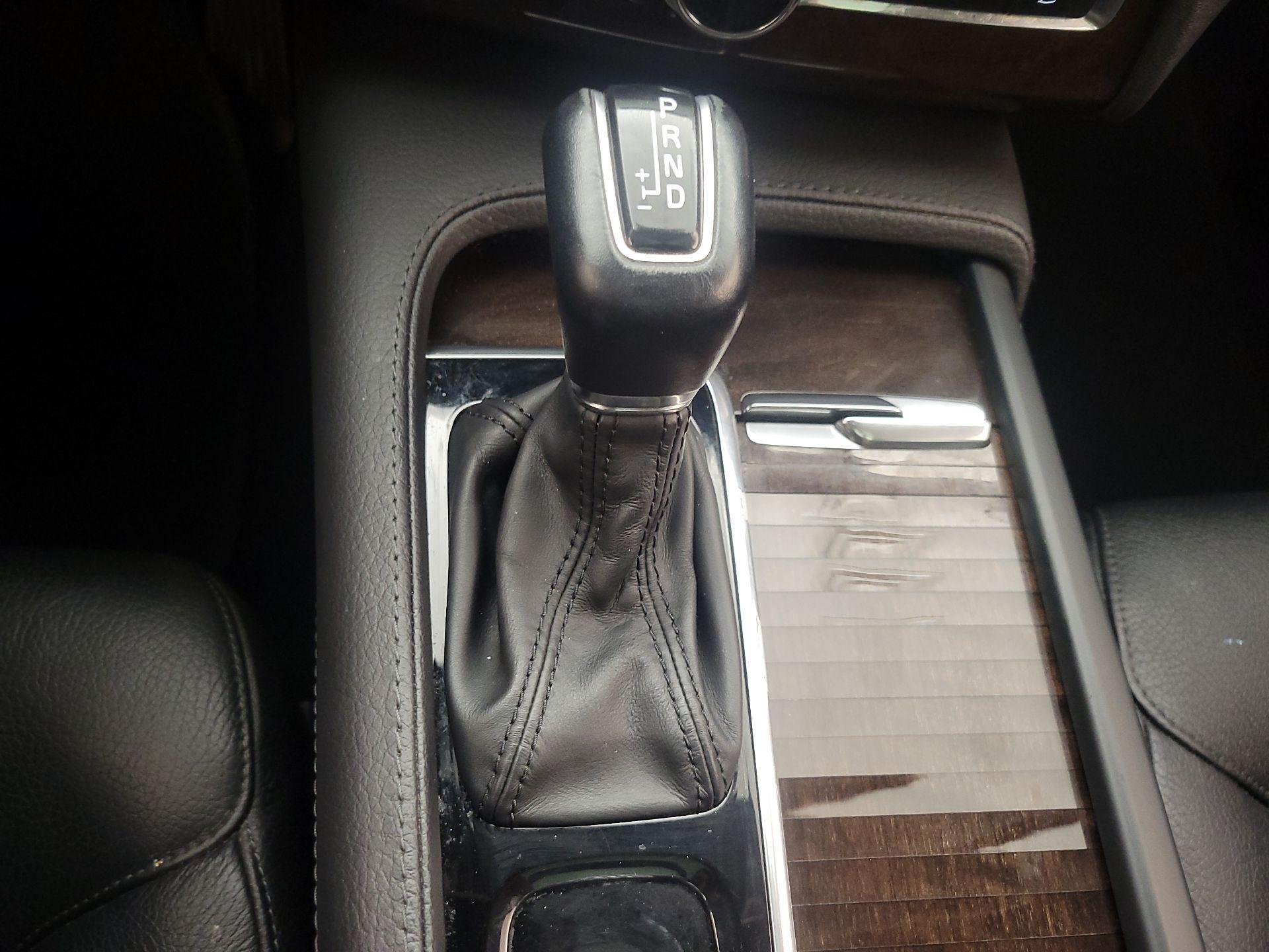 Thumbnail: 2019 Volvo XC90 - 18