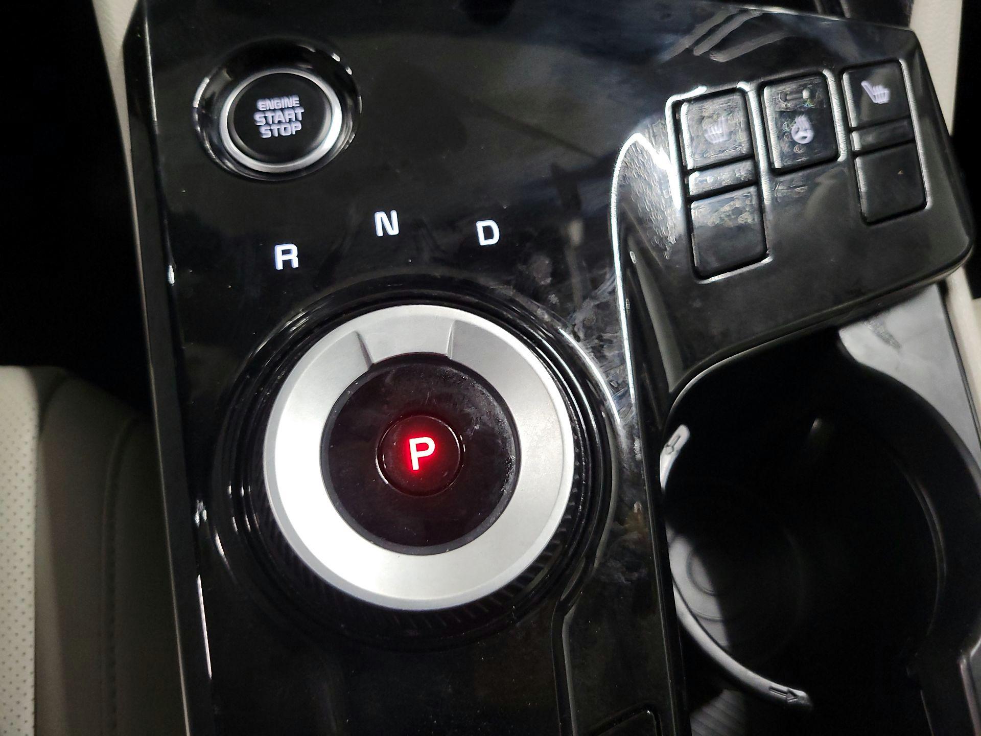 Thumbnail: 2023 Kia Sportage - 18