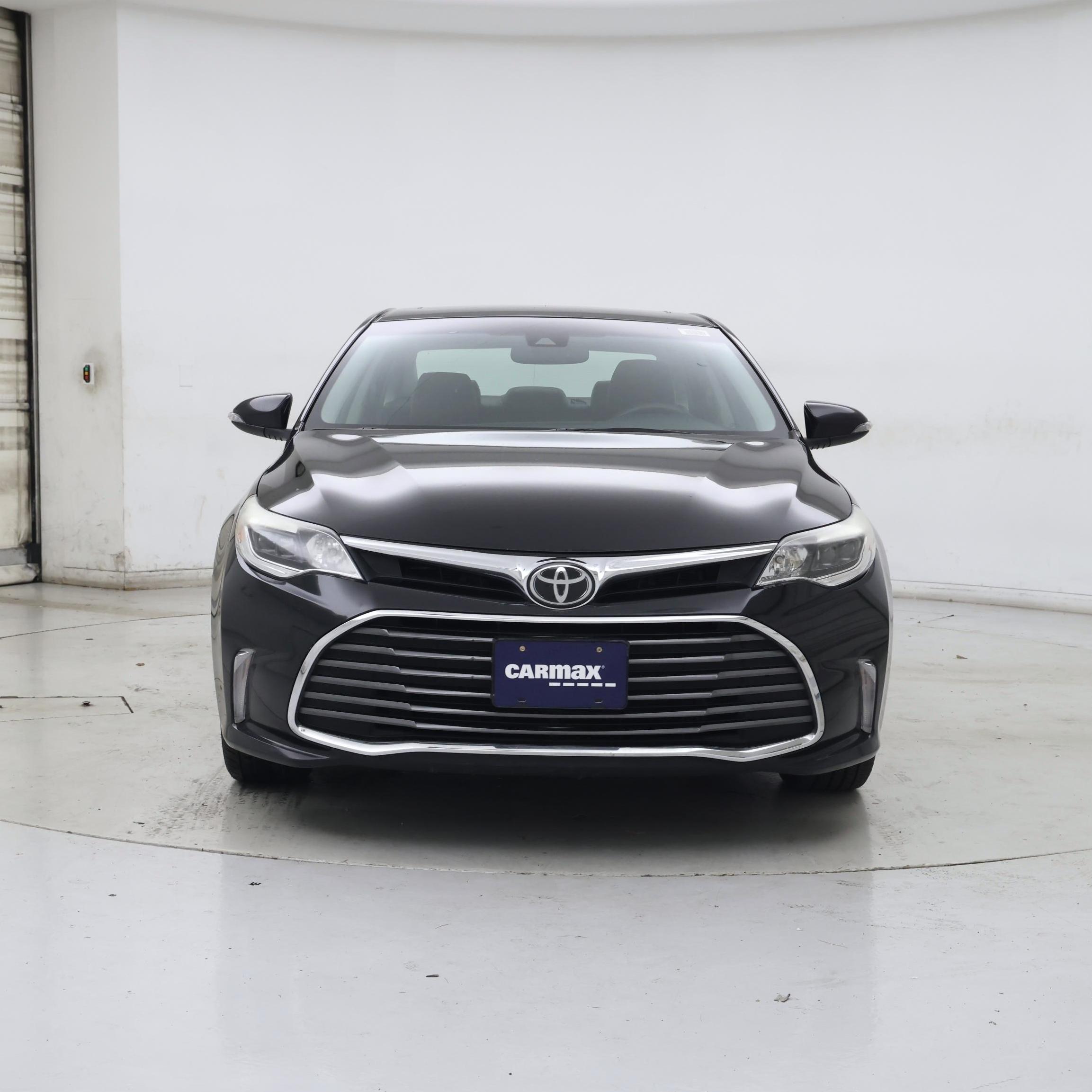 Thumbnail: 2017 Toyota Avalon - 5