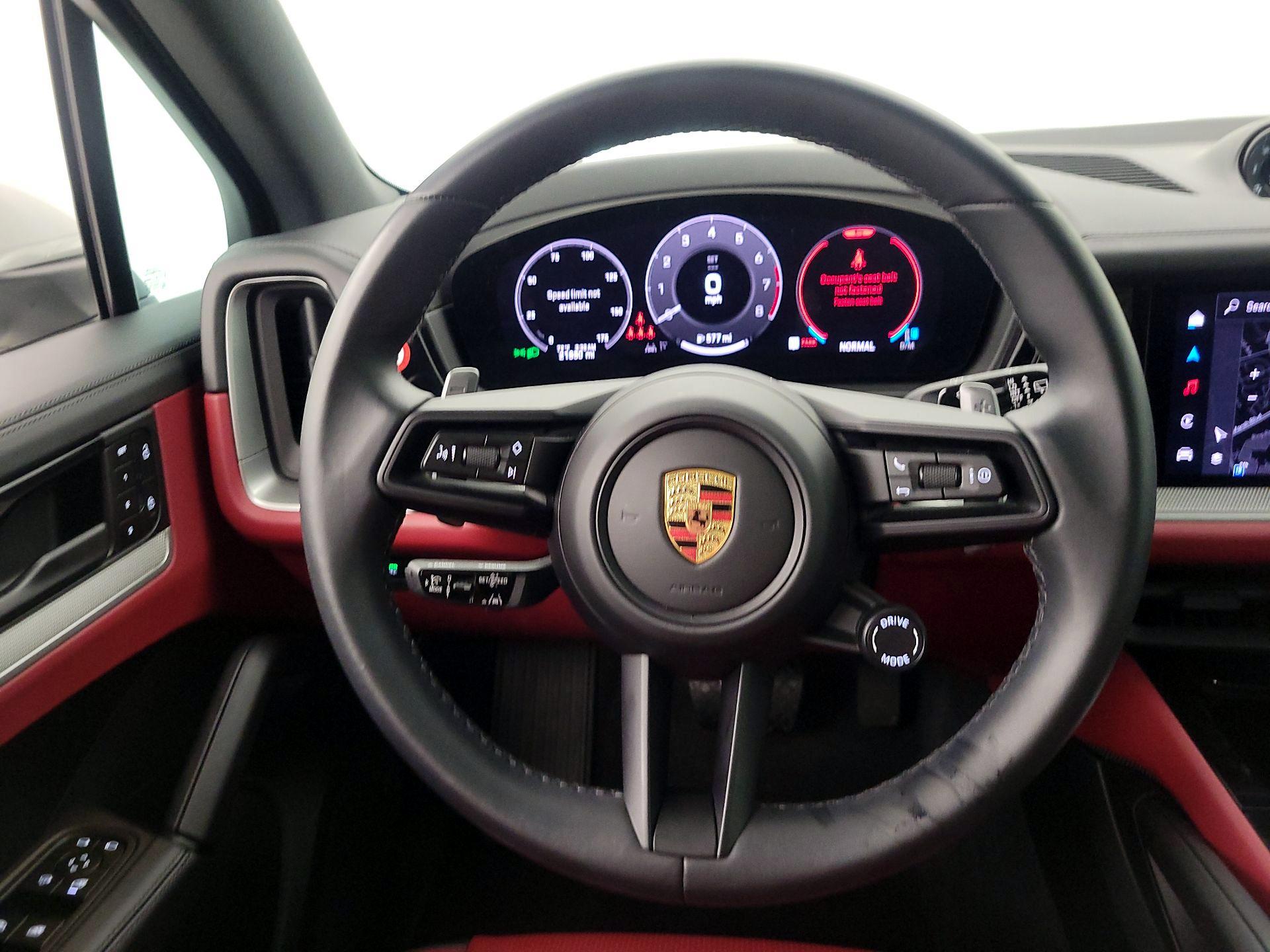 Thumbnail: 2024 Porsche Cayenne - 10