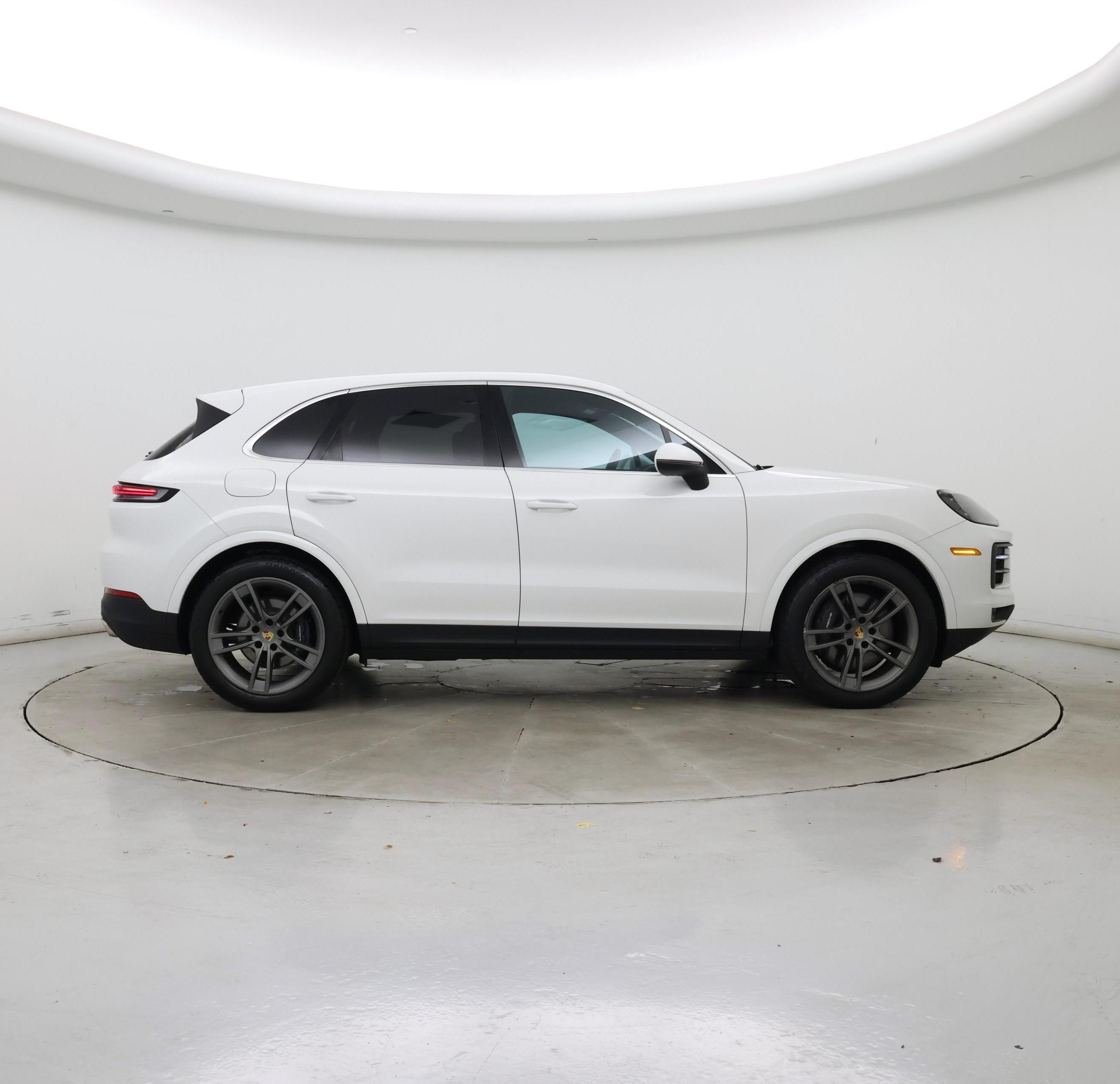 Thumbnail: 2024 Porsche Cayenne - 7