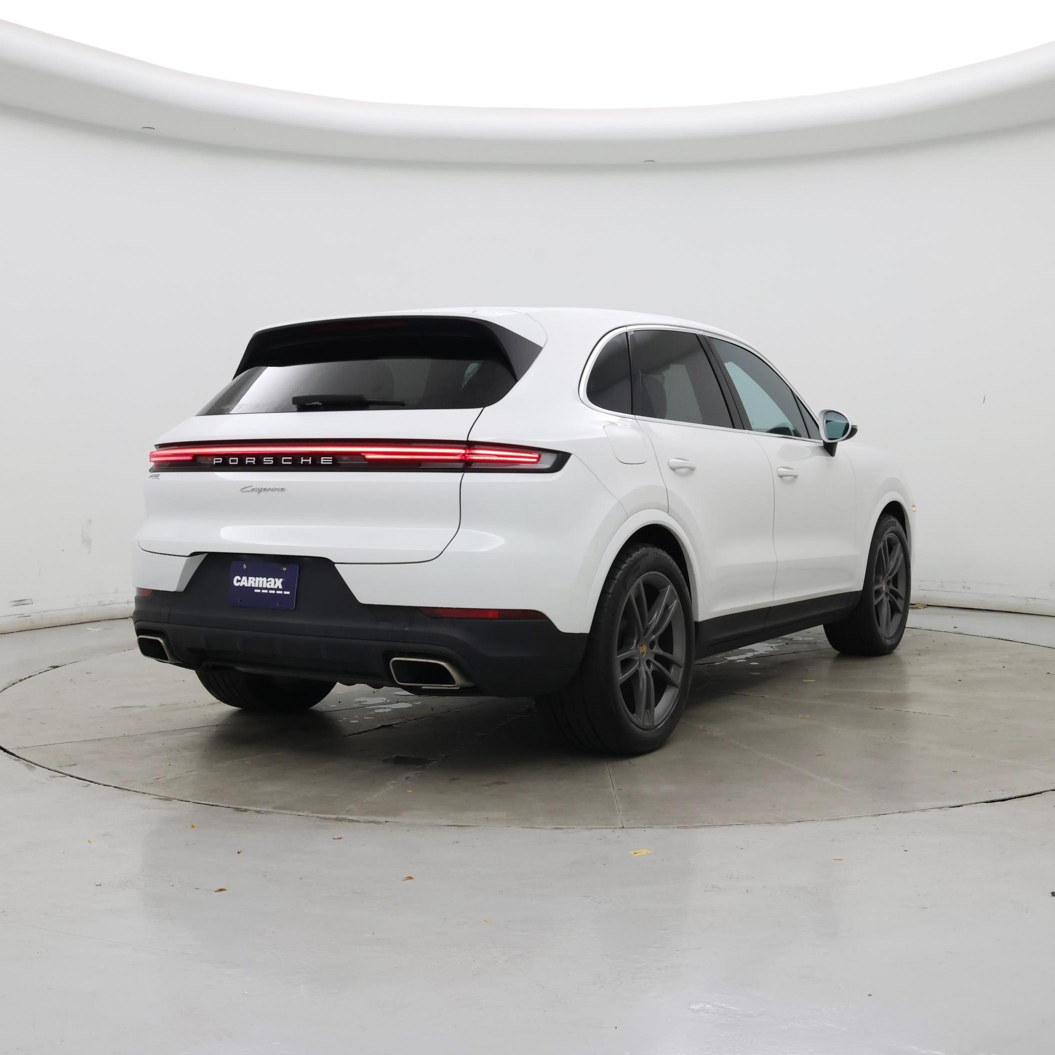 Thumbnail: 2024 Porsche Cayenne - 8