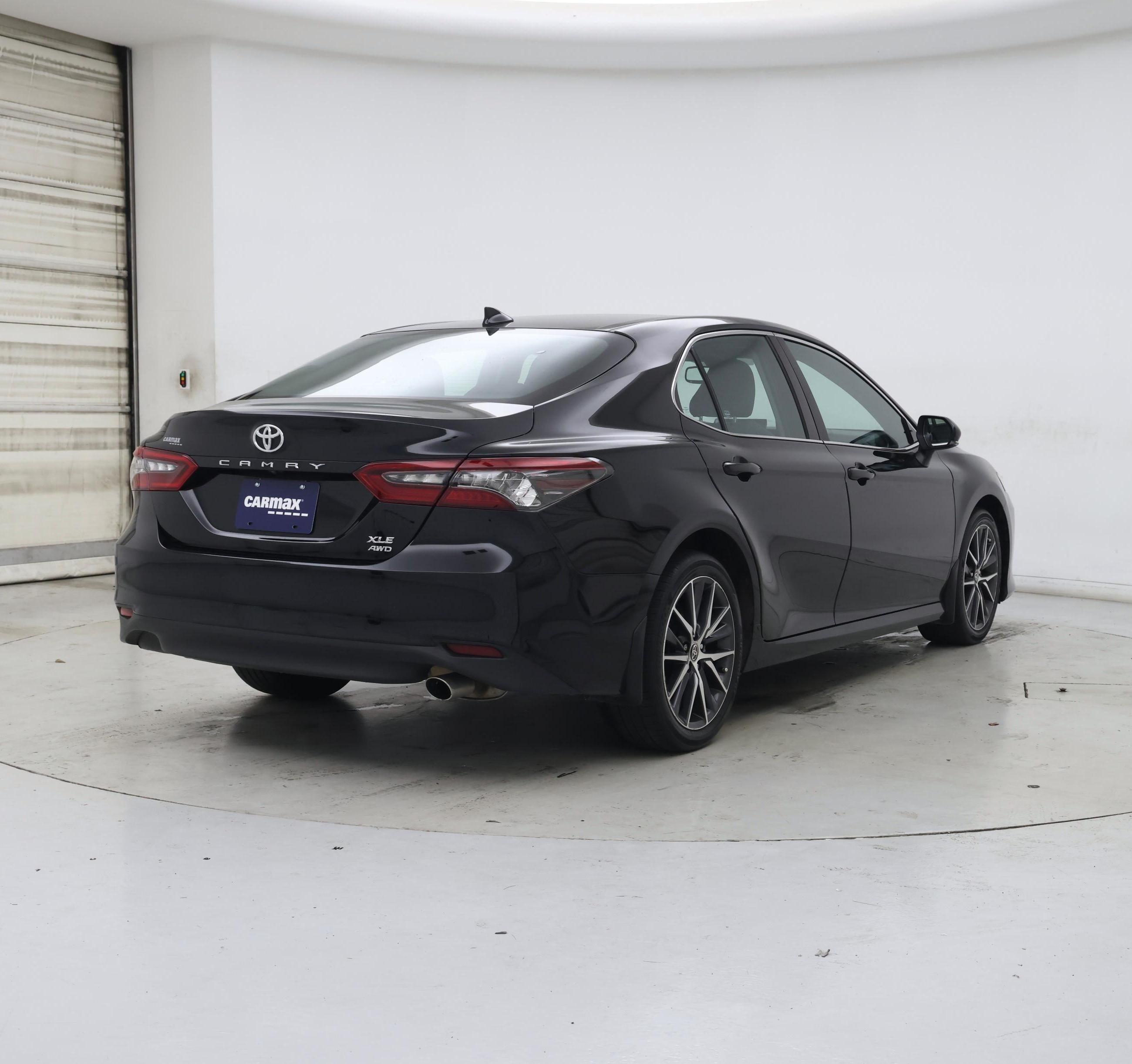 Thumbnail: 2023 Toyota Camry - 8