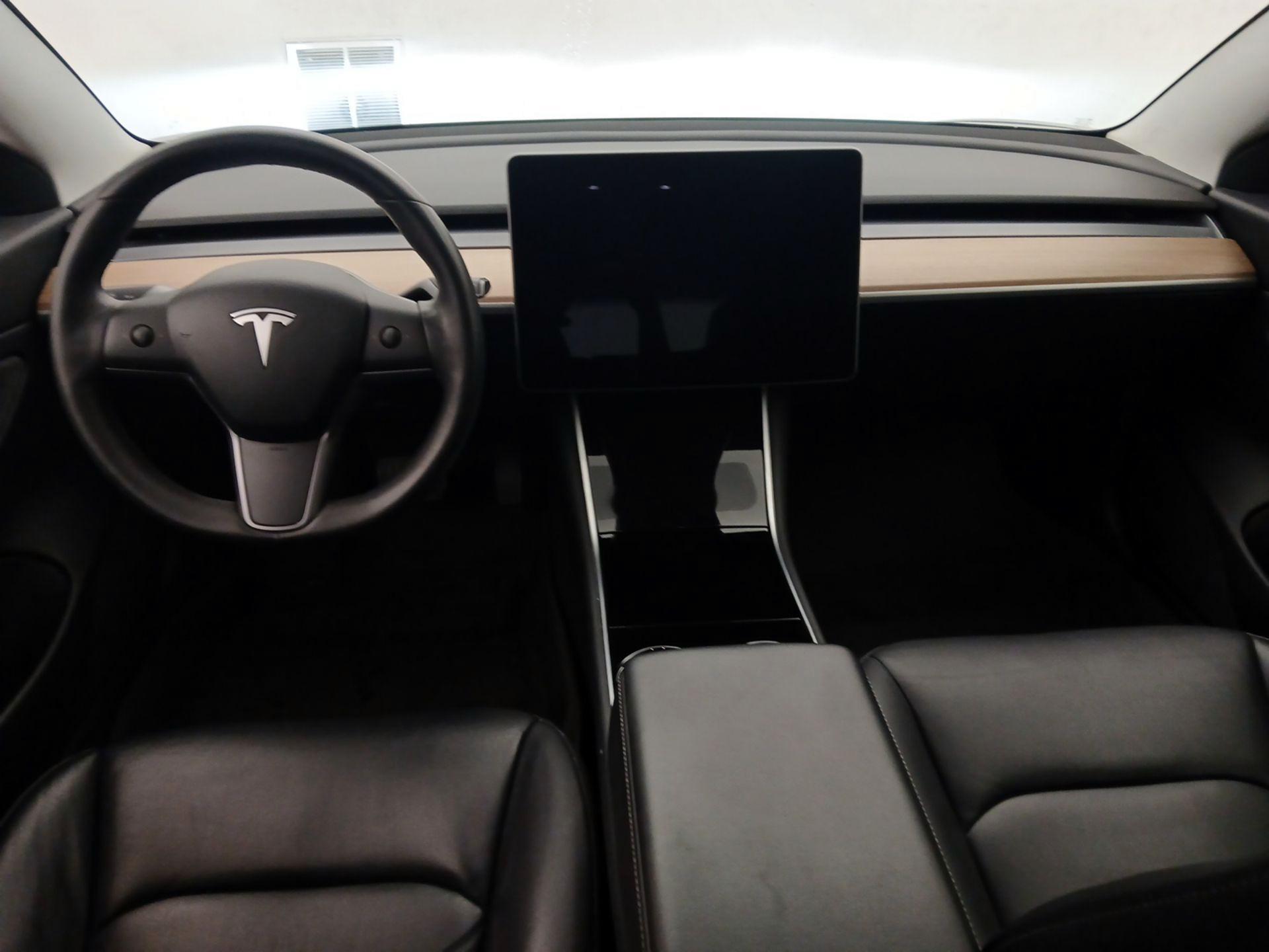 Thumbnail: 2019 Tesla Model 3 - 9