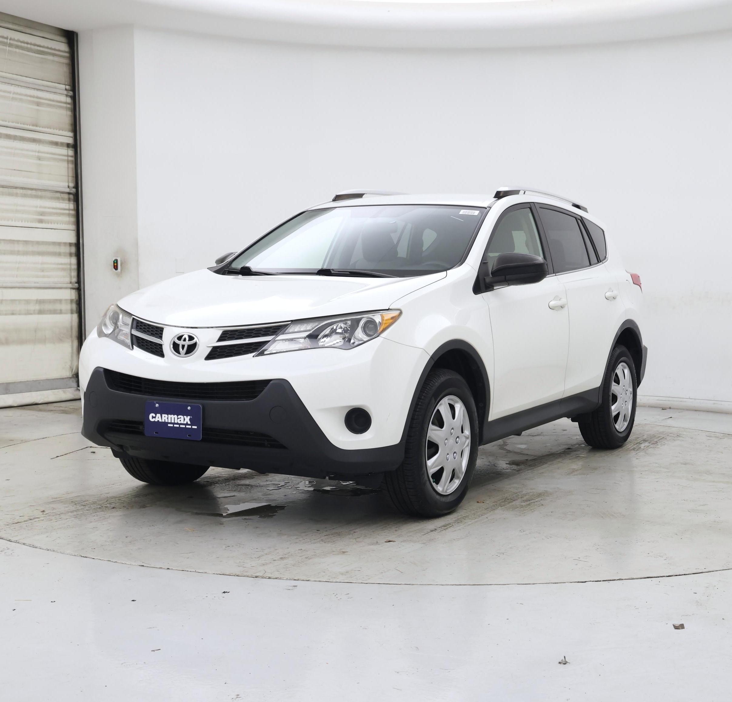 Thumbnail: 2015 Toyota RAV4 - 4