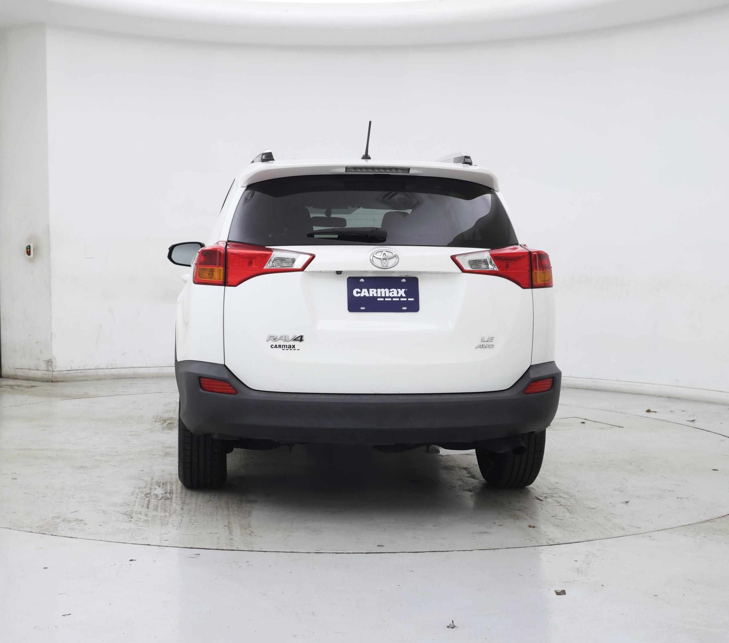Thumbnail: 2015 Toyota RAV4 - 6