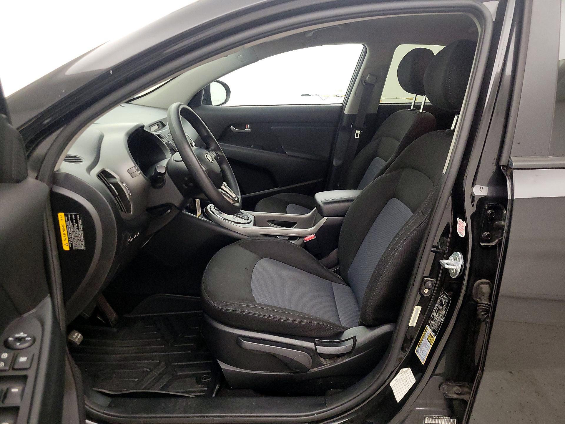Thumbnail: 2014 Kia Sportage - 11