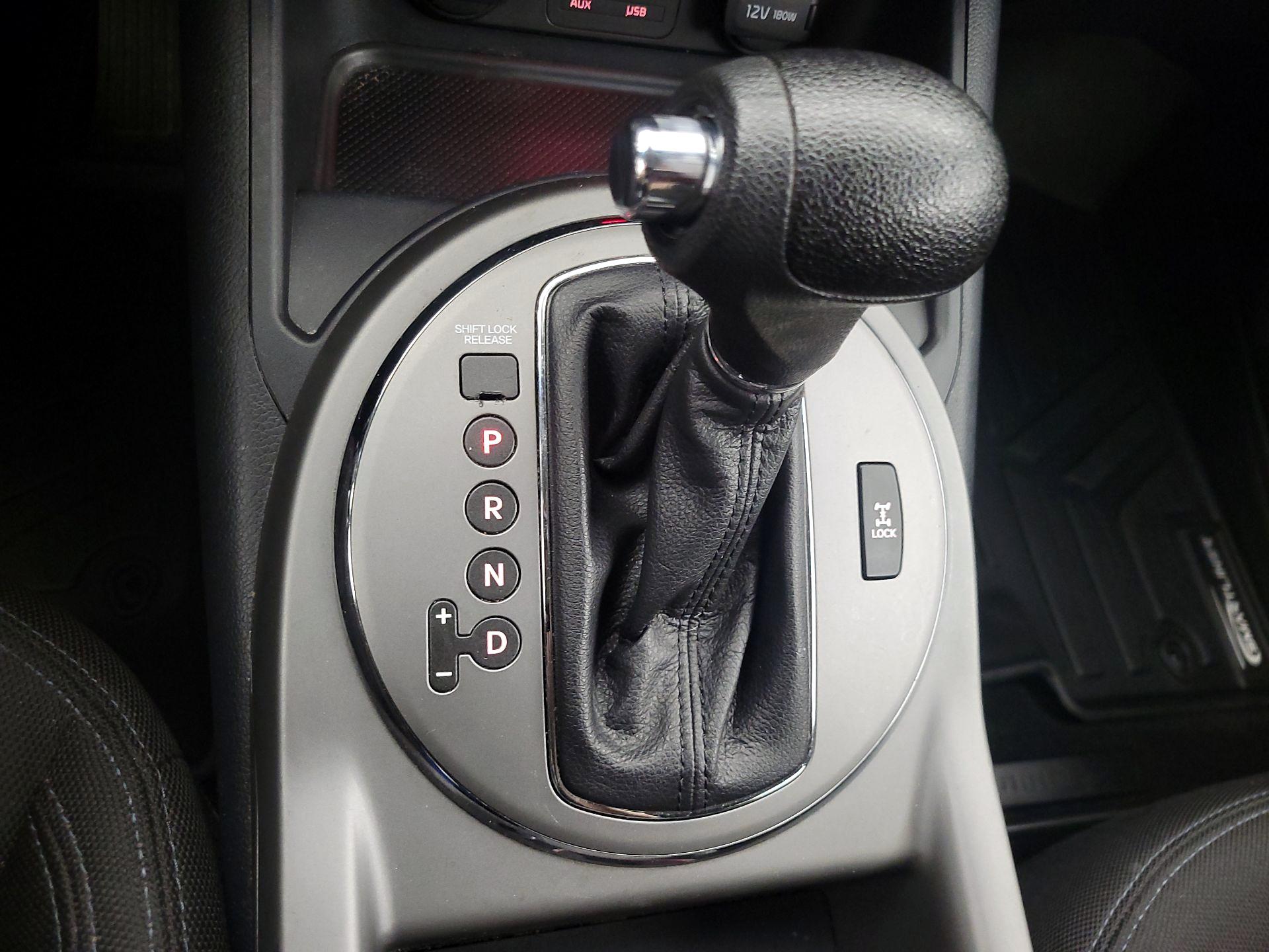 Thumbnail: 2014 Kia Sportage - 16