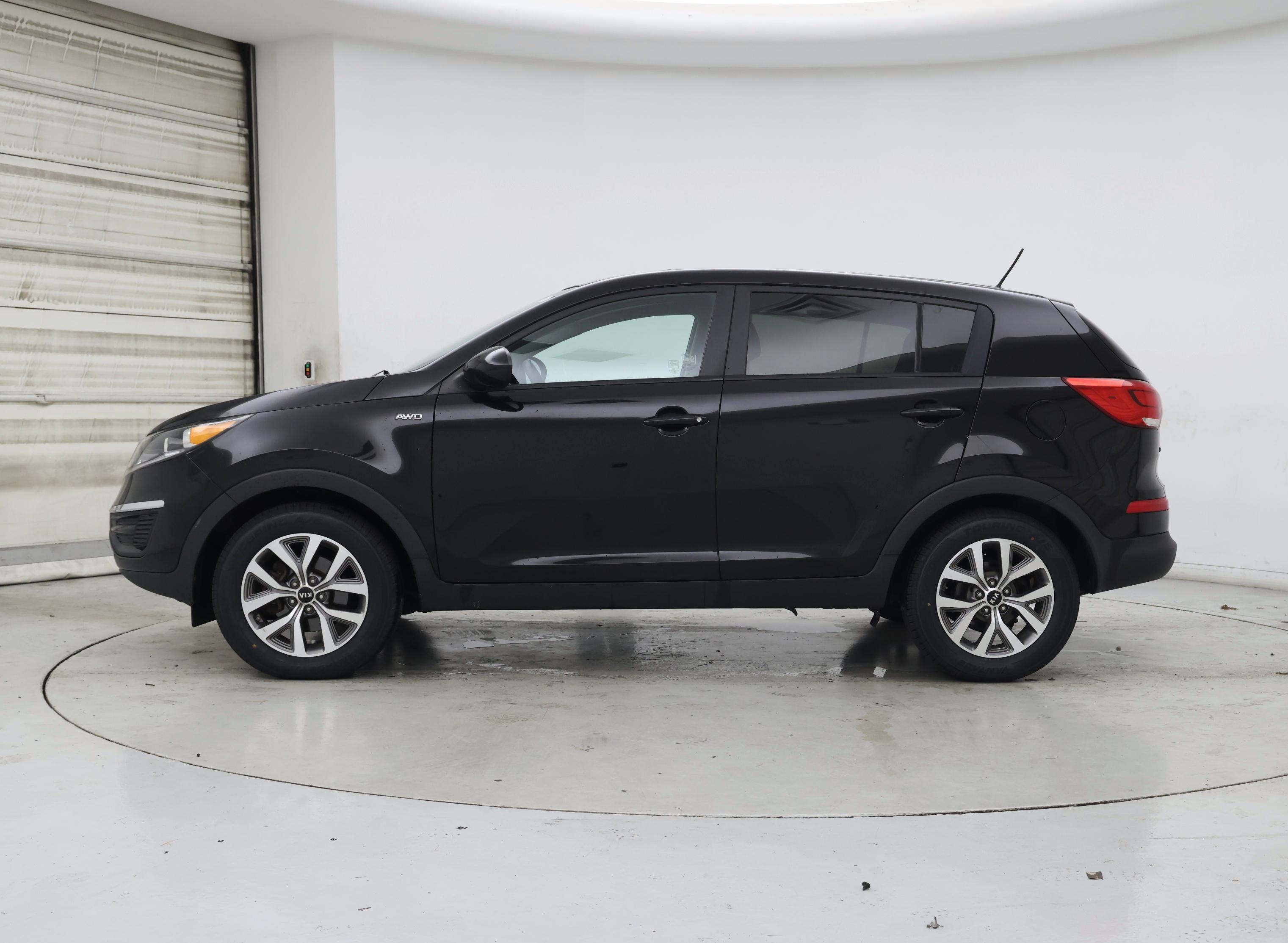 Thumbnail: 2014 Kia Sportage - 3