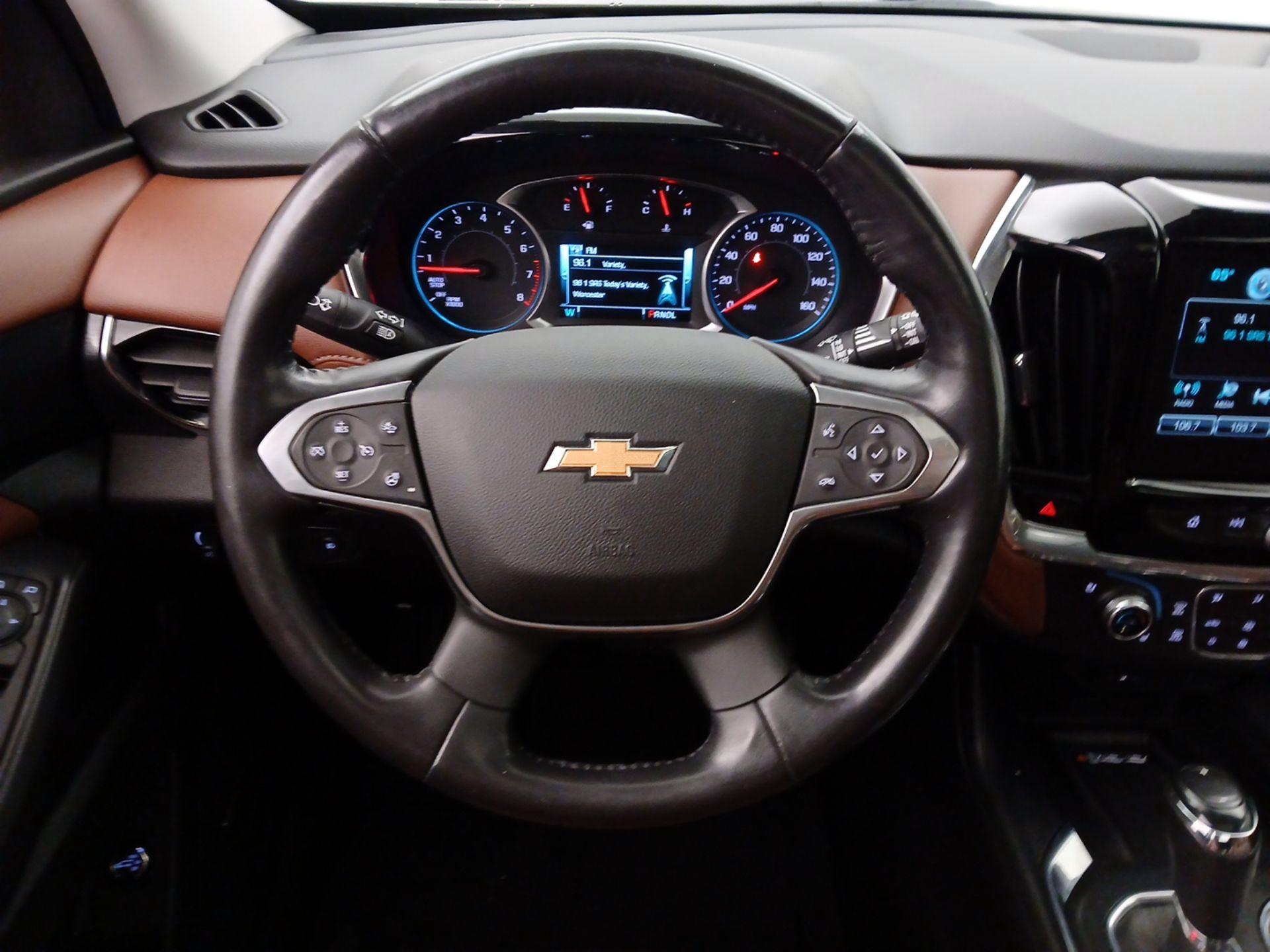 Thumbnail: 2018 Chevrolet Traverse - 10