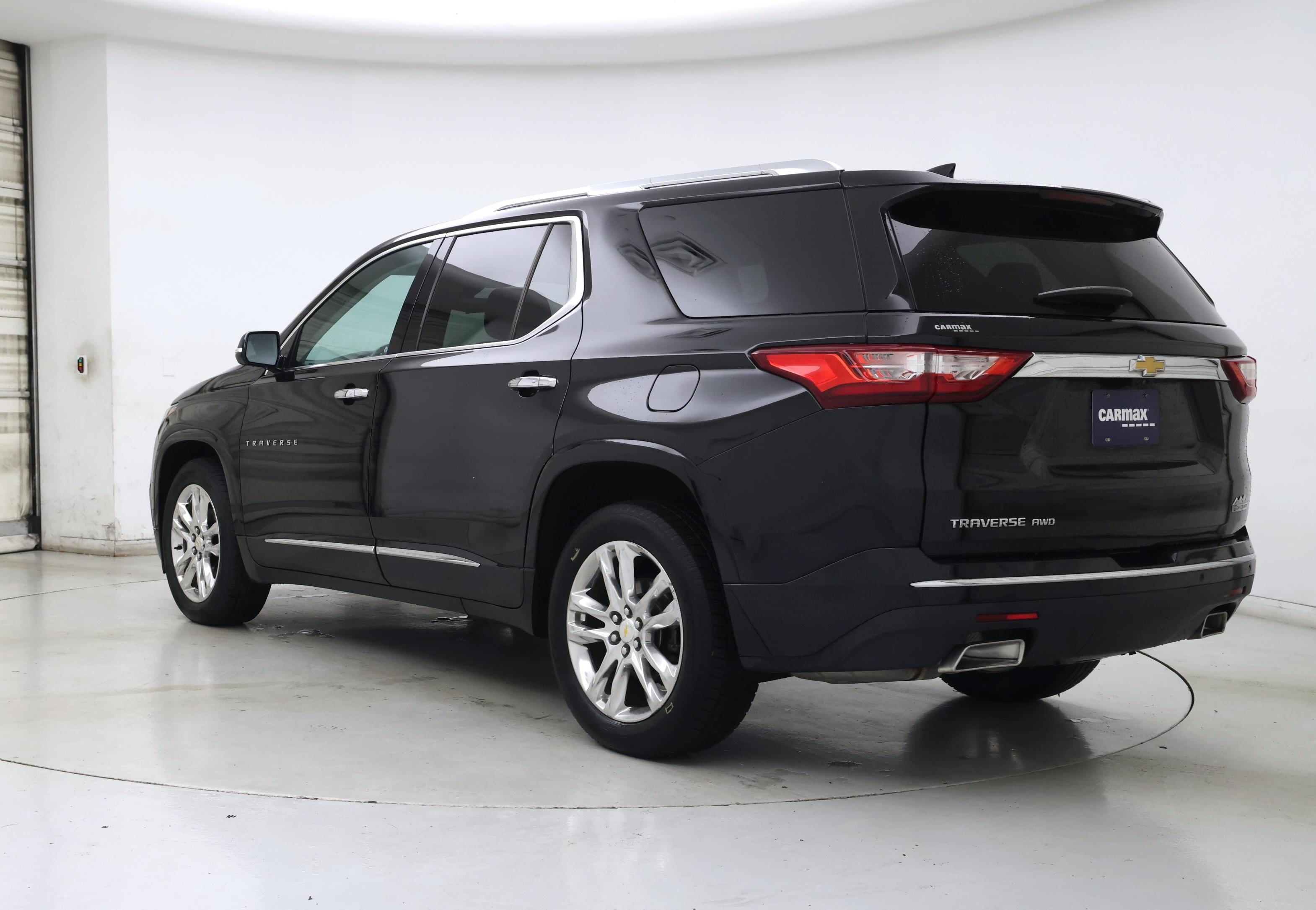Thumbnail: 2018 Chevrolet Traverse - 2