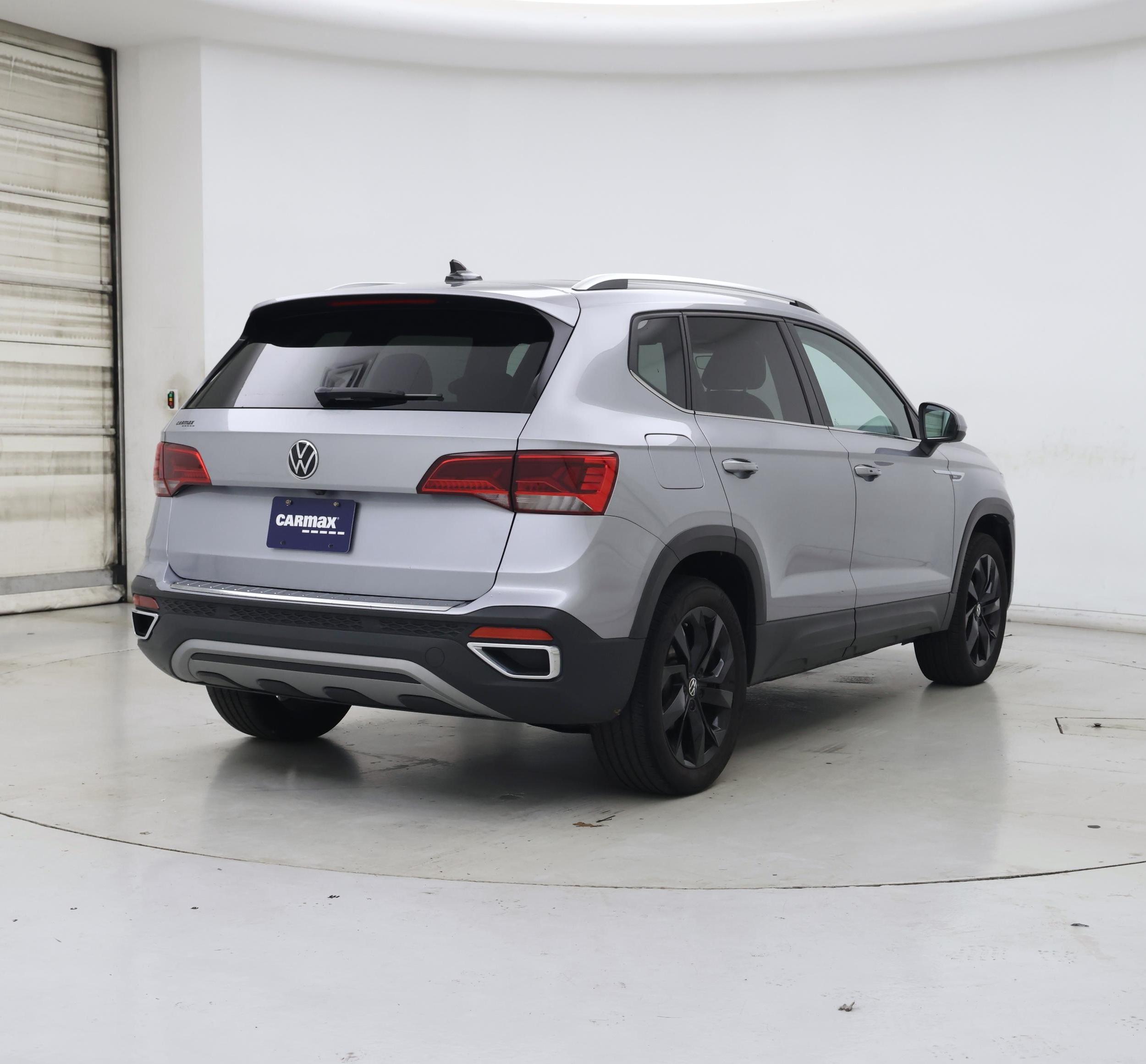 Thumbnail: 2023 Volkswagen Taos - 8