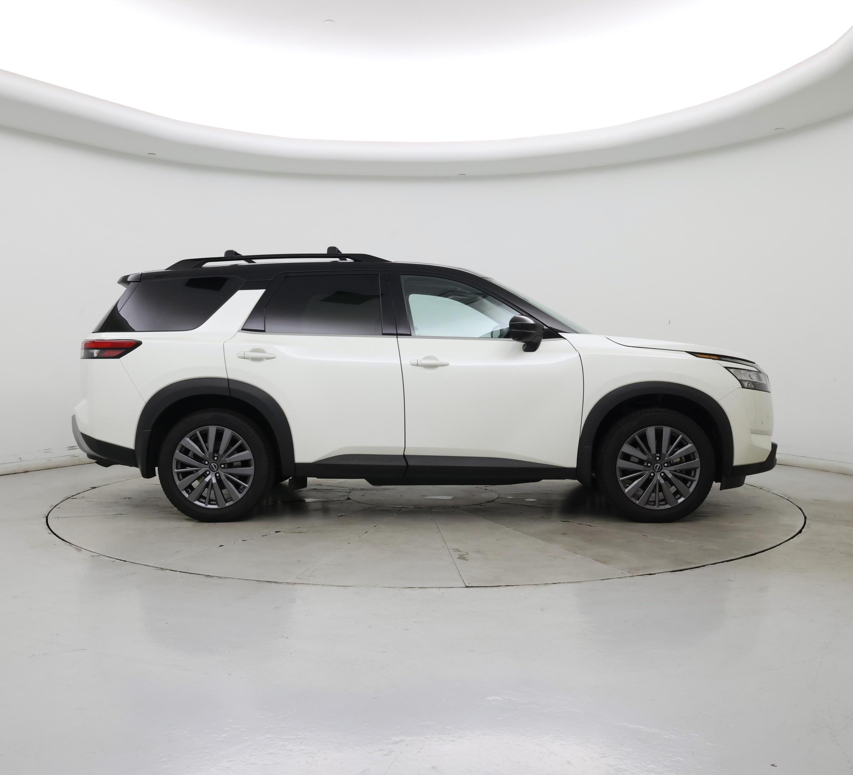 Thumbnail: 2024 Nissan Pathfinder - 7