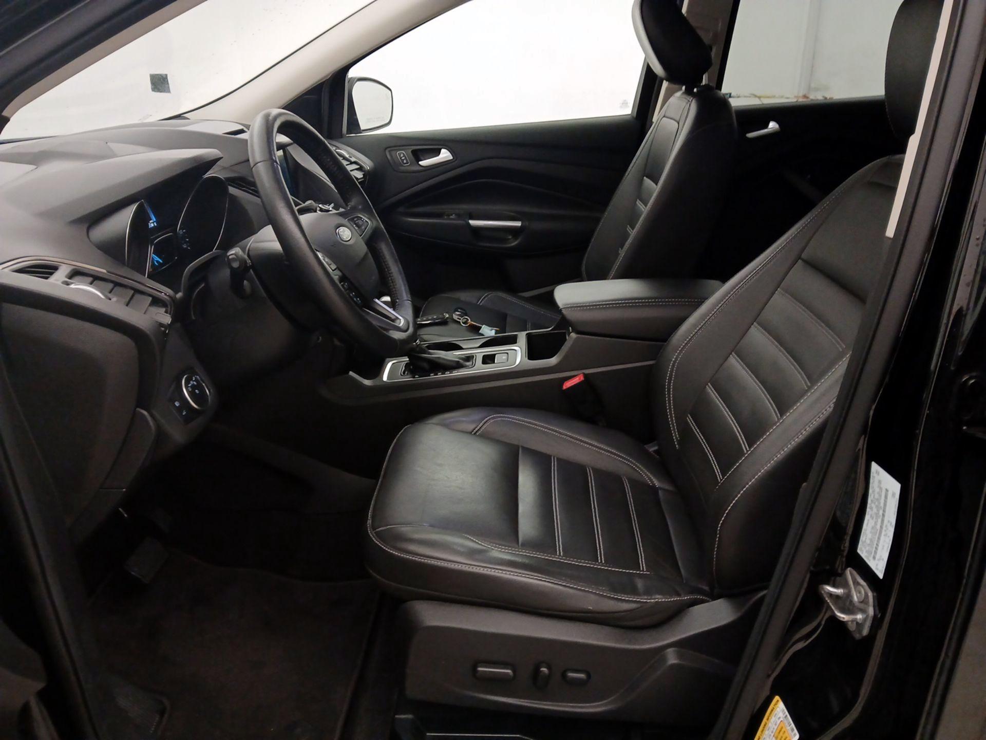 Thumbnail: 2018 Ford Escape - 11
