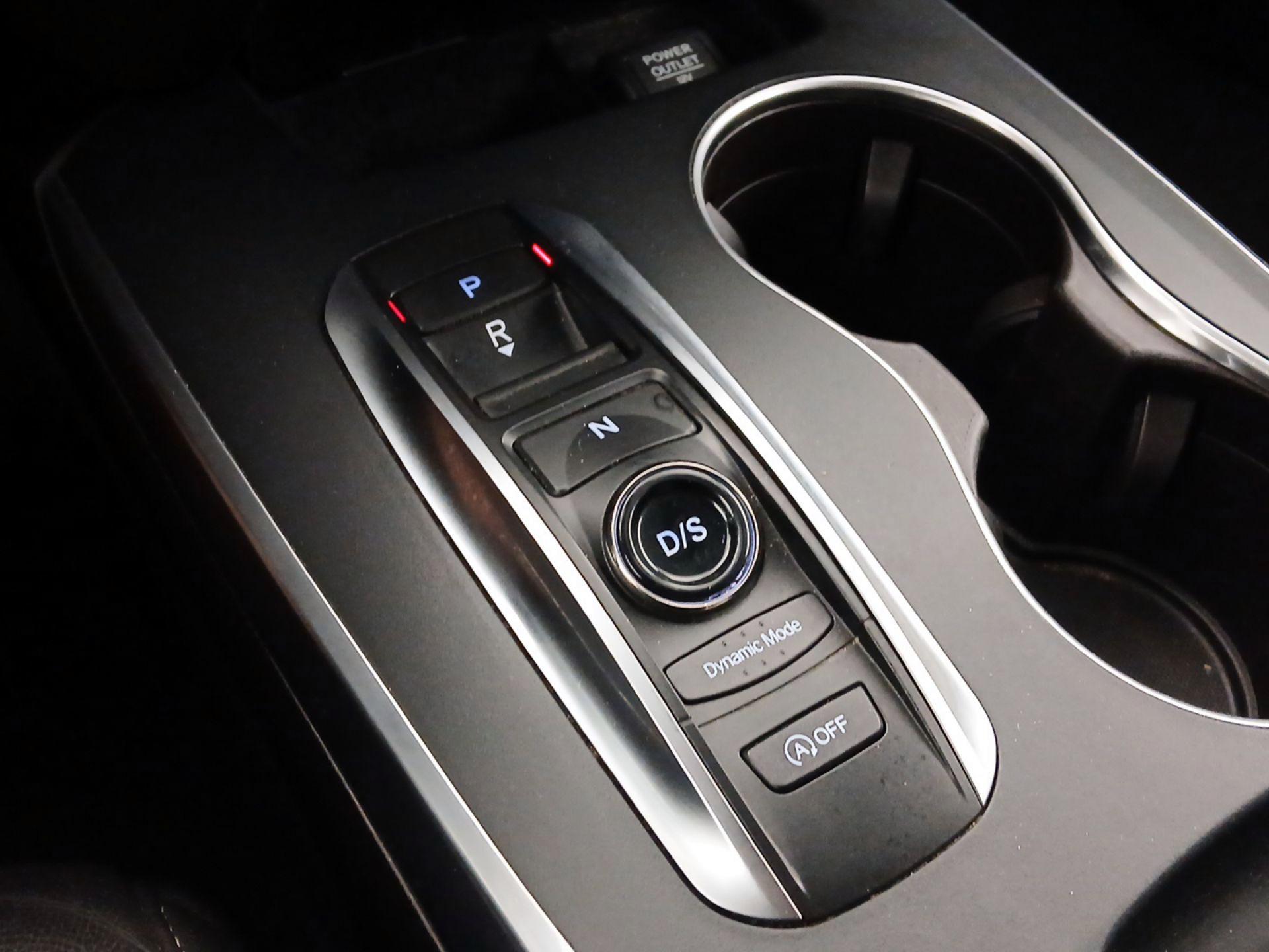 Thumbnail: 2019 Acura MDX - 17