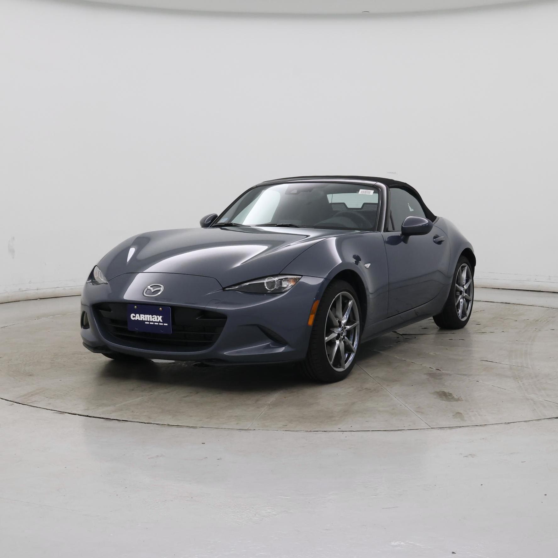 Thumbnail: 2022 Mazda MX-5 Miata - 4