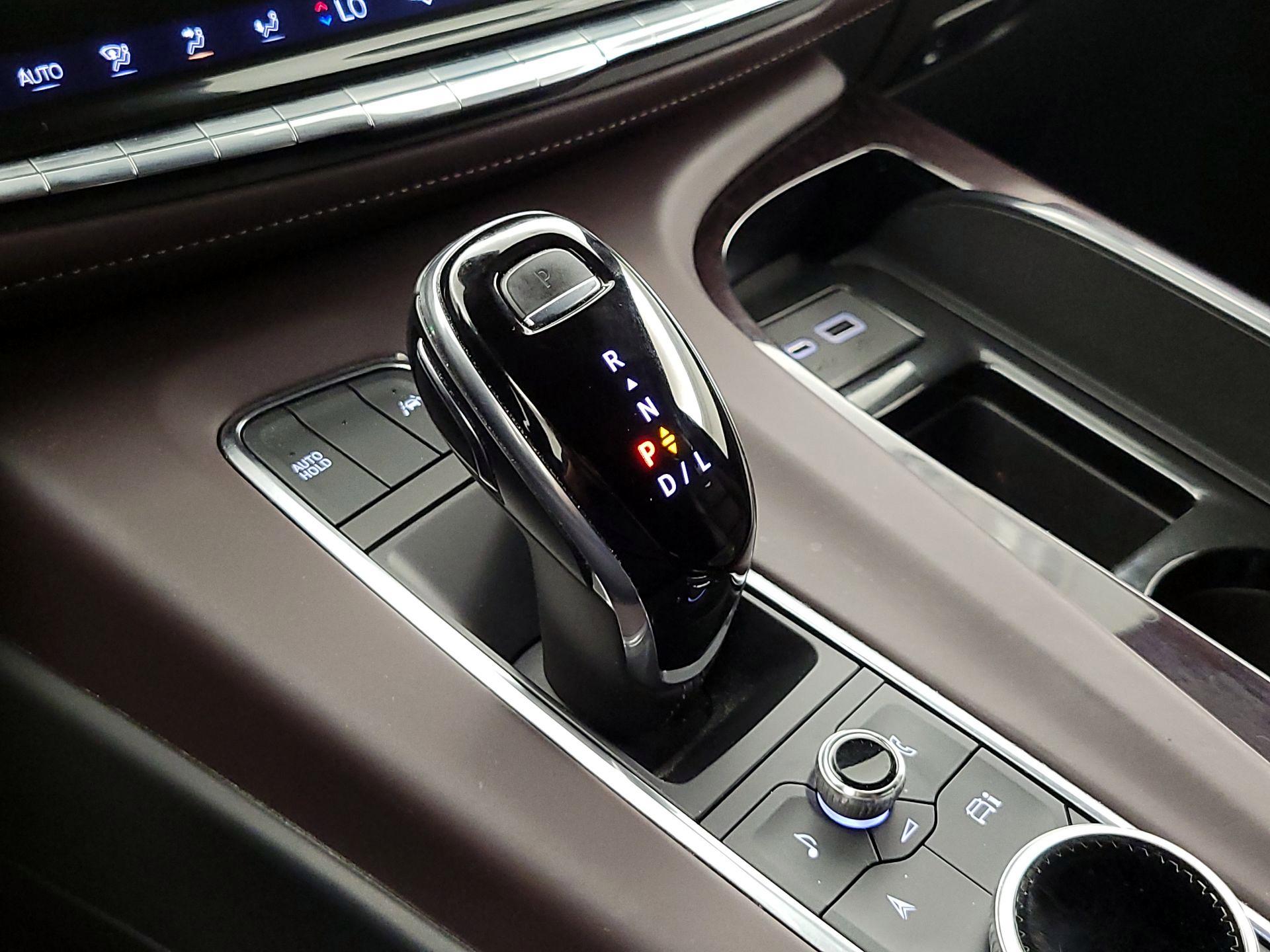 Thumbnail: 2022 Cadillac Escalade - 17