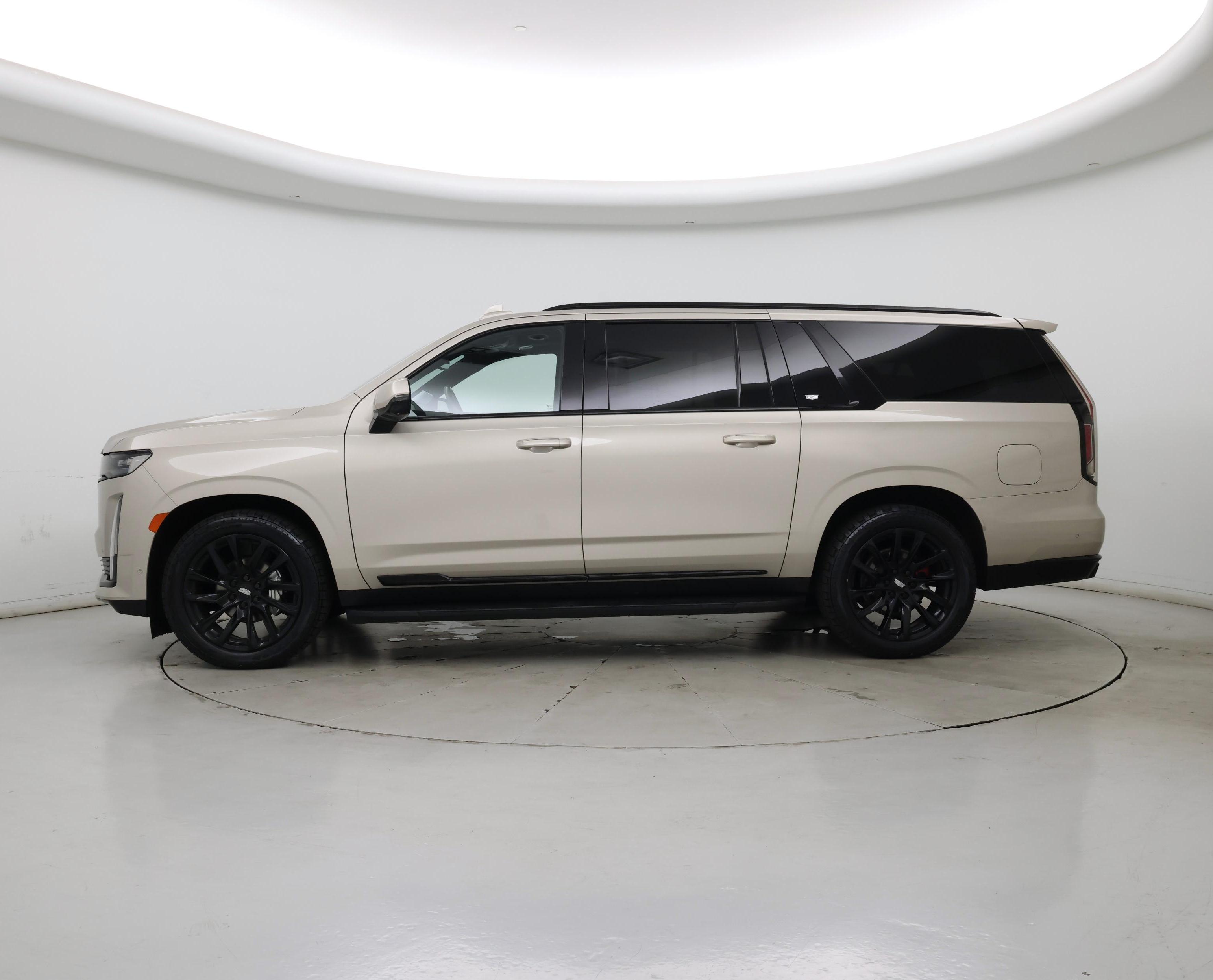 Thumbnail: 2022 Cadillac Escalade - 3