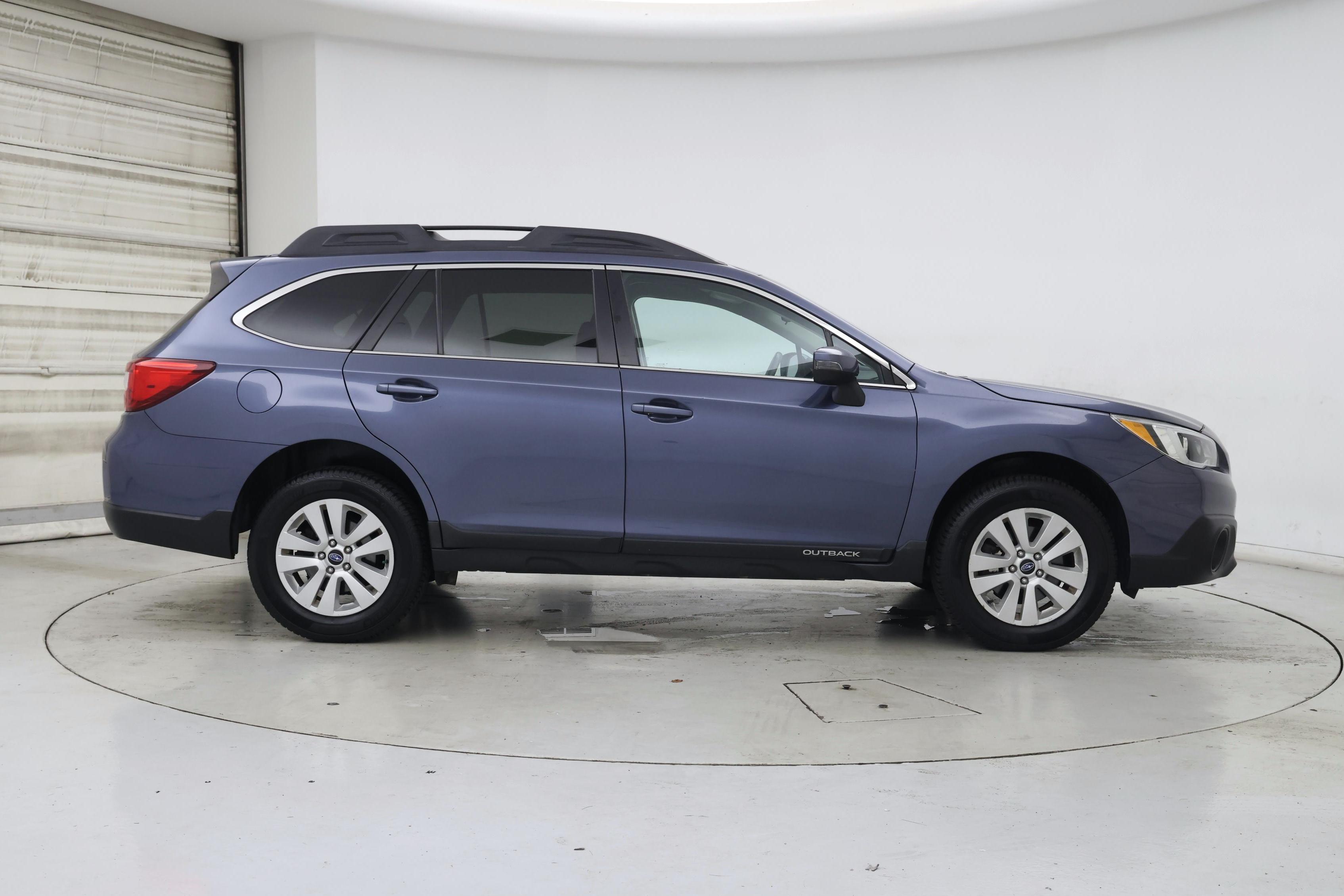 Thumbnail: 2016 Subaru Outback - 7