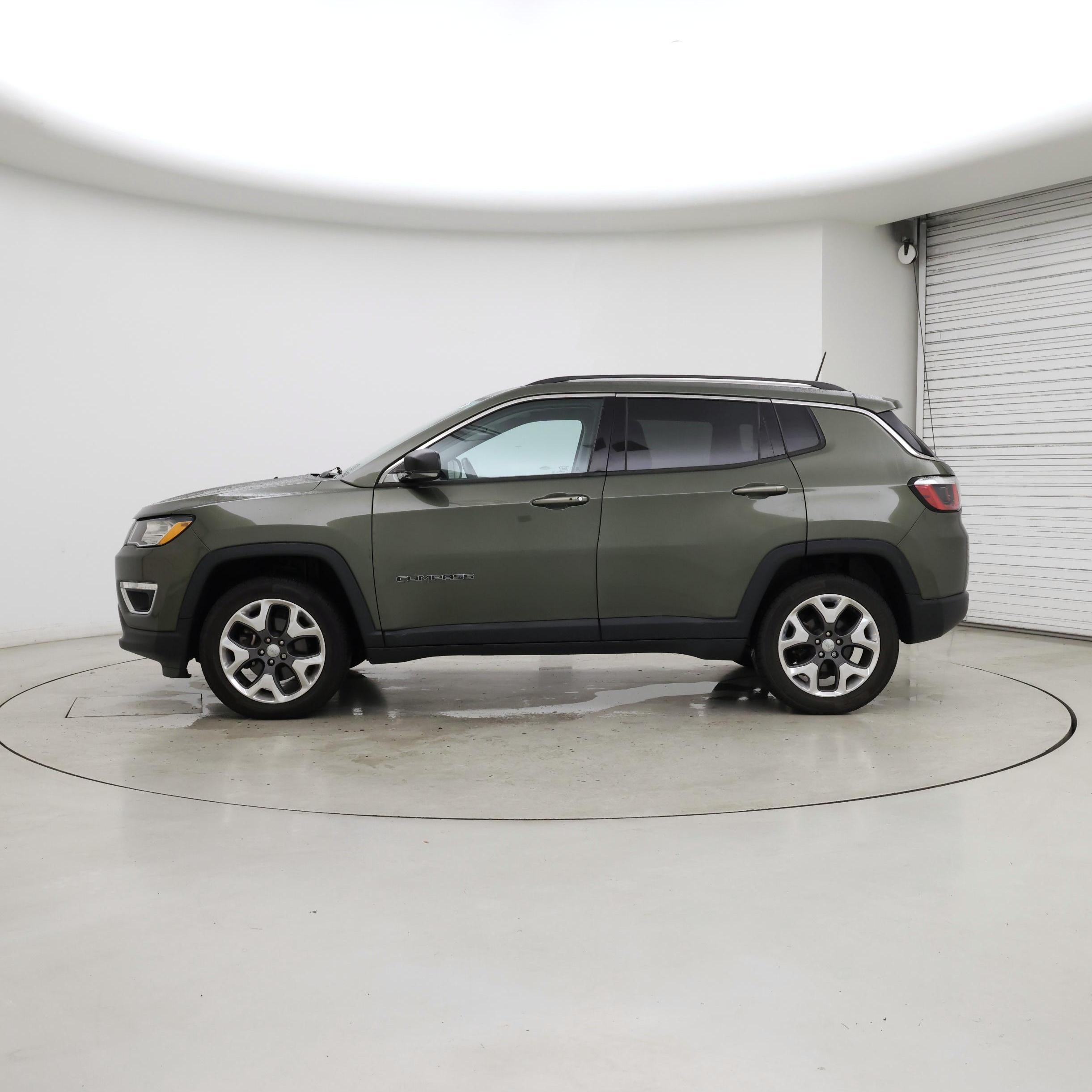 Thumbnail: 2020 Jeep Compass - 3
