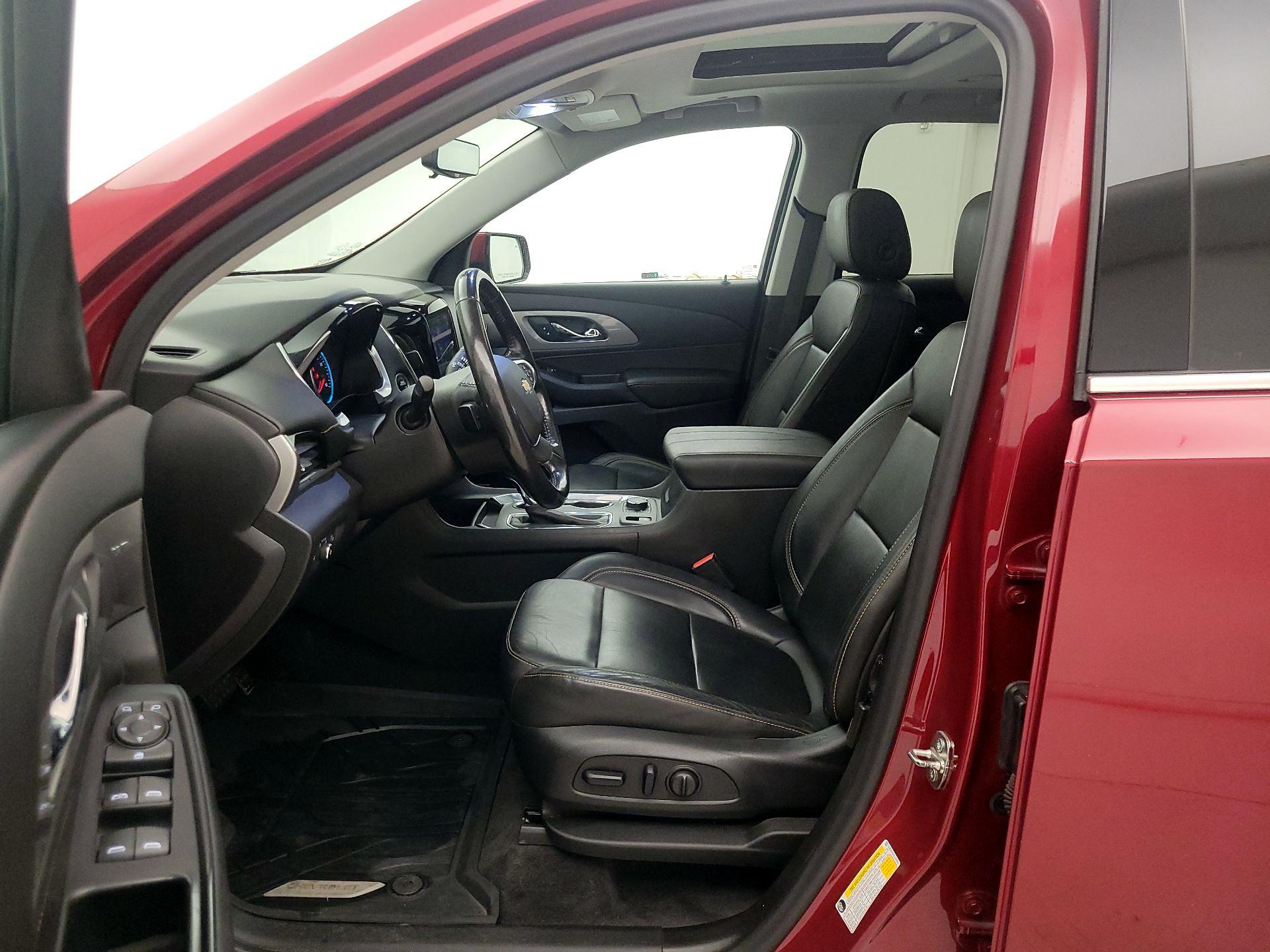 Thumbnail: 2020 Chevrolet Traverse - 11