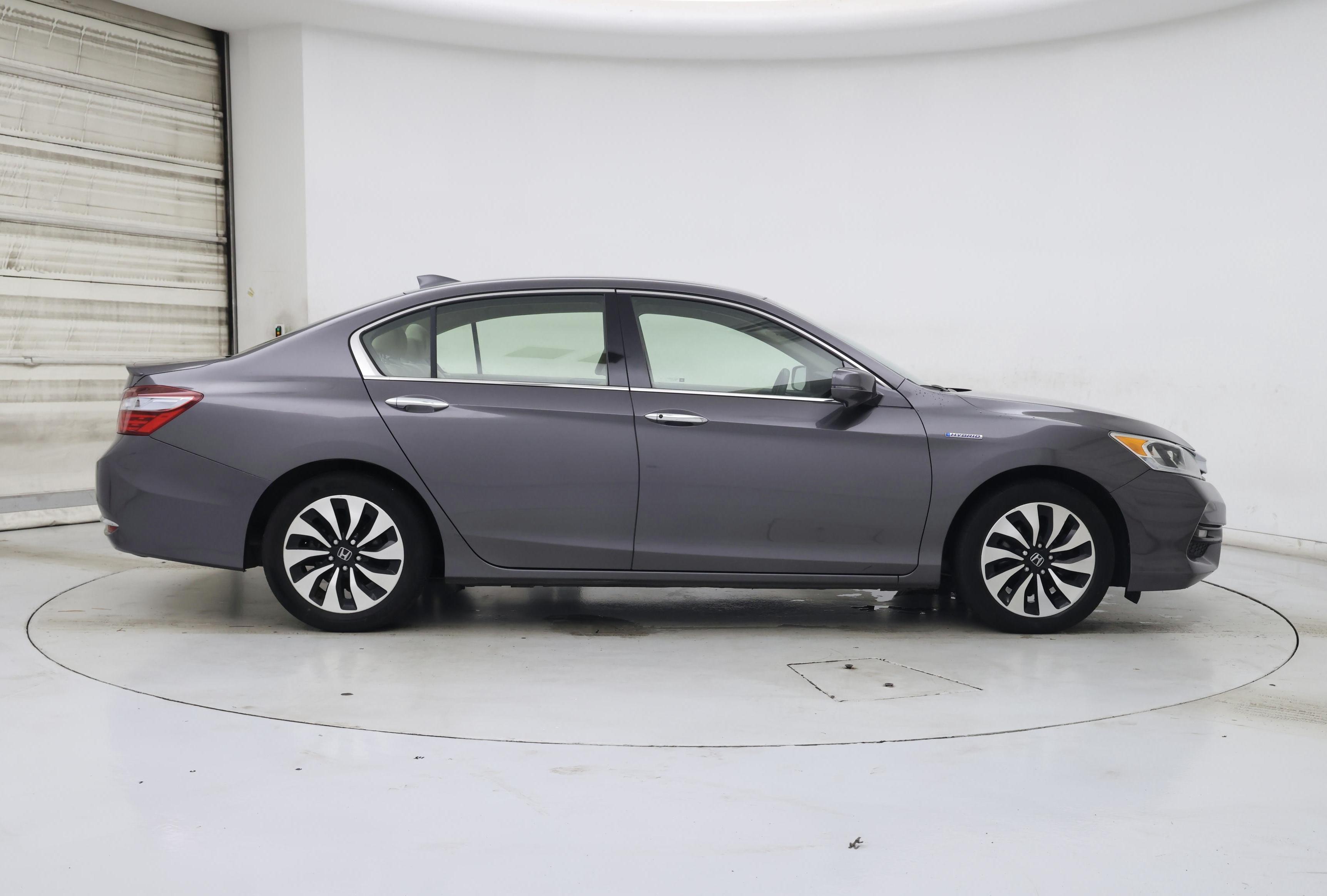Thumbnail: 2017 Honda Accord - 7