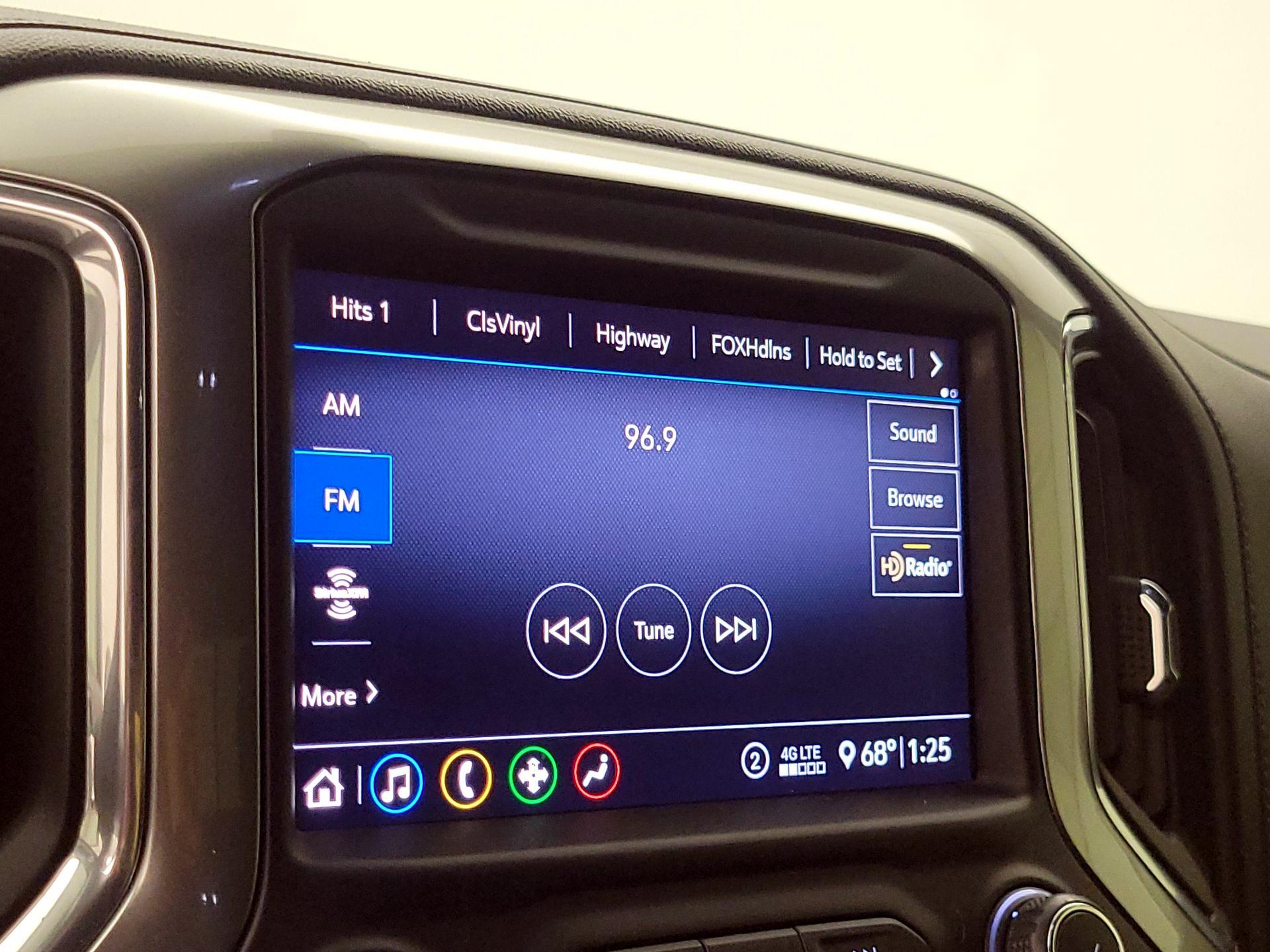 Thumbnail: 2020 Chevrolet Silverado 1500 - 15