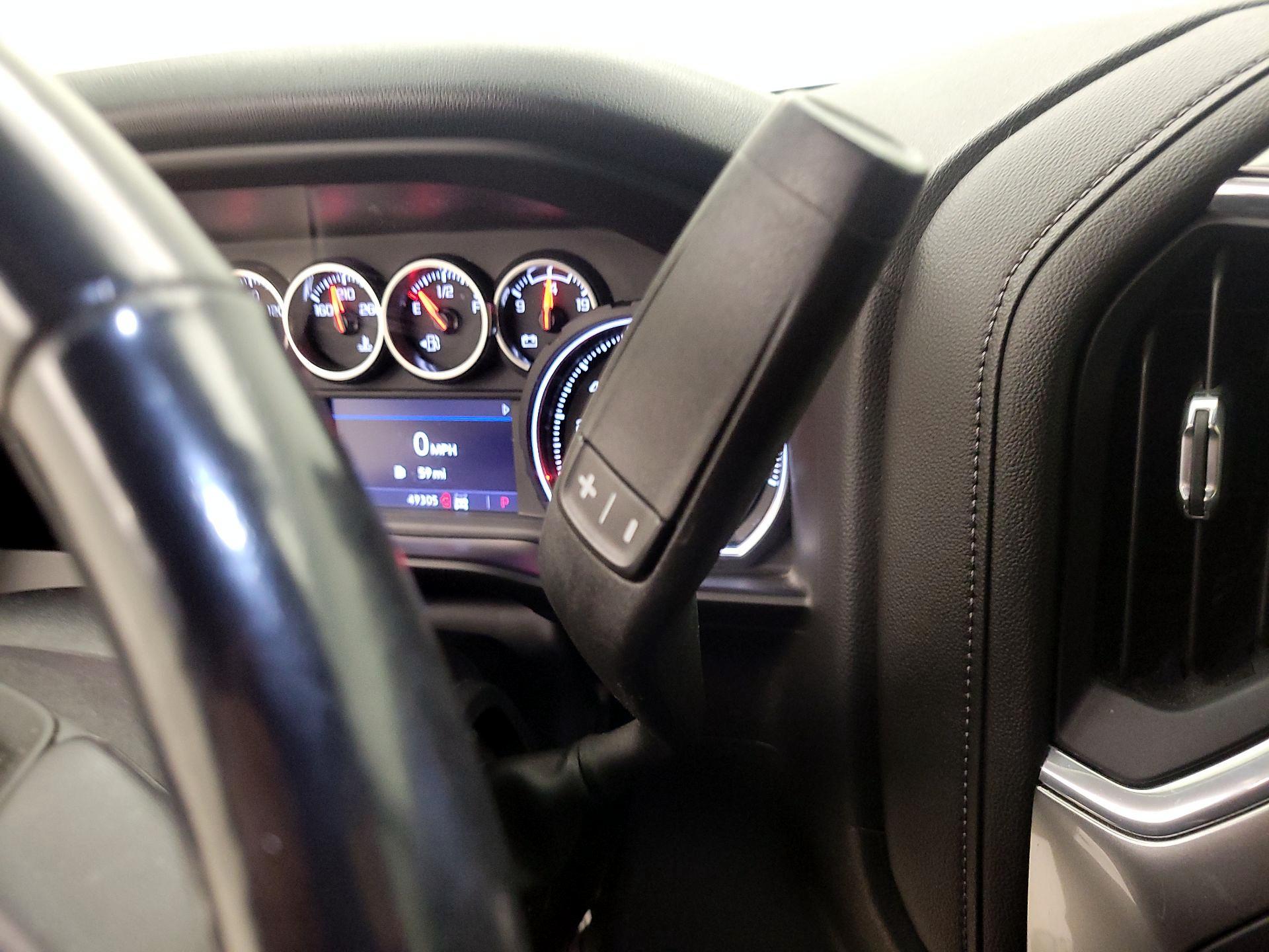 Thumbnail: 2020 Chevrolet Silverado 1500 - 17