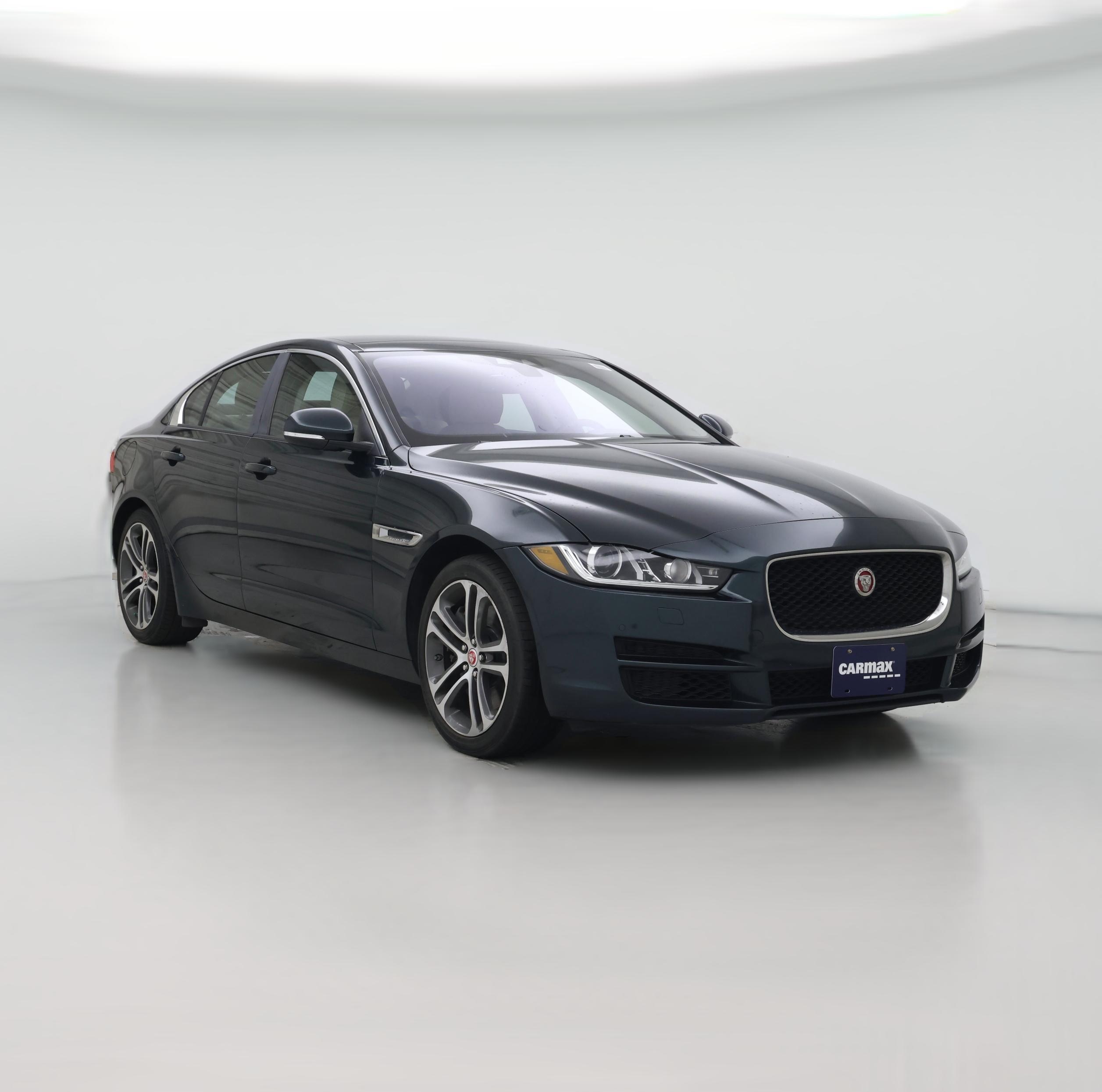 Thumbnail: 2017 Jaguar XE - 1