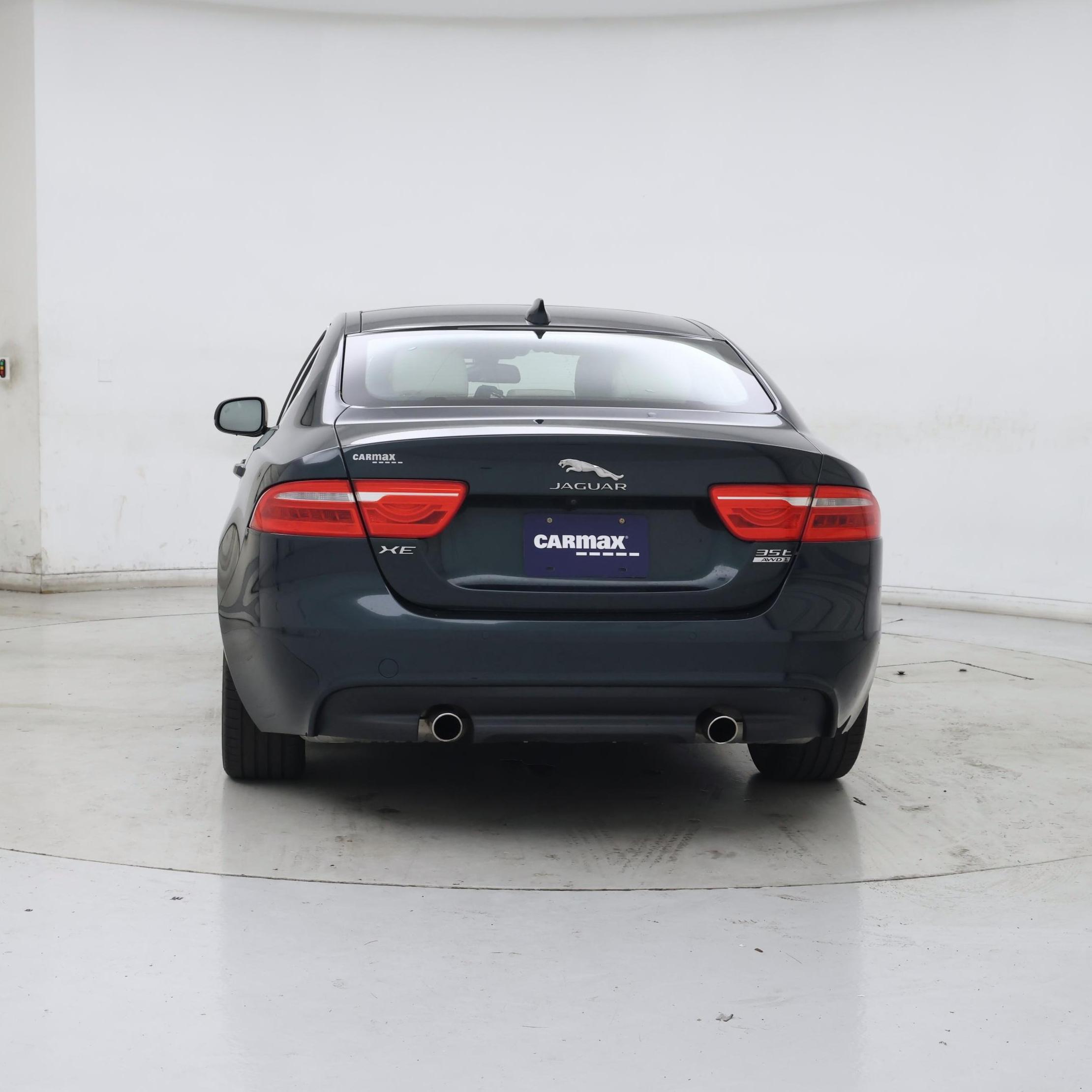 Thumbnail: 2017 Jaguar XE - 6