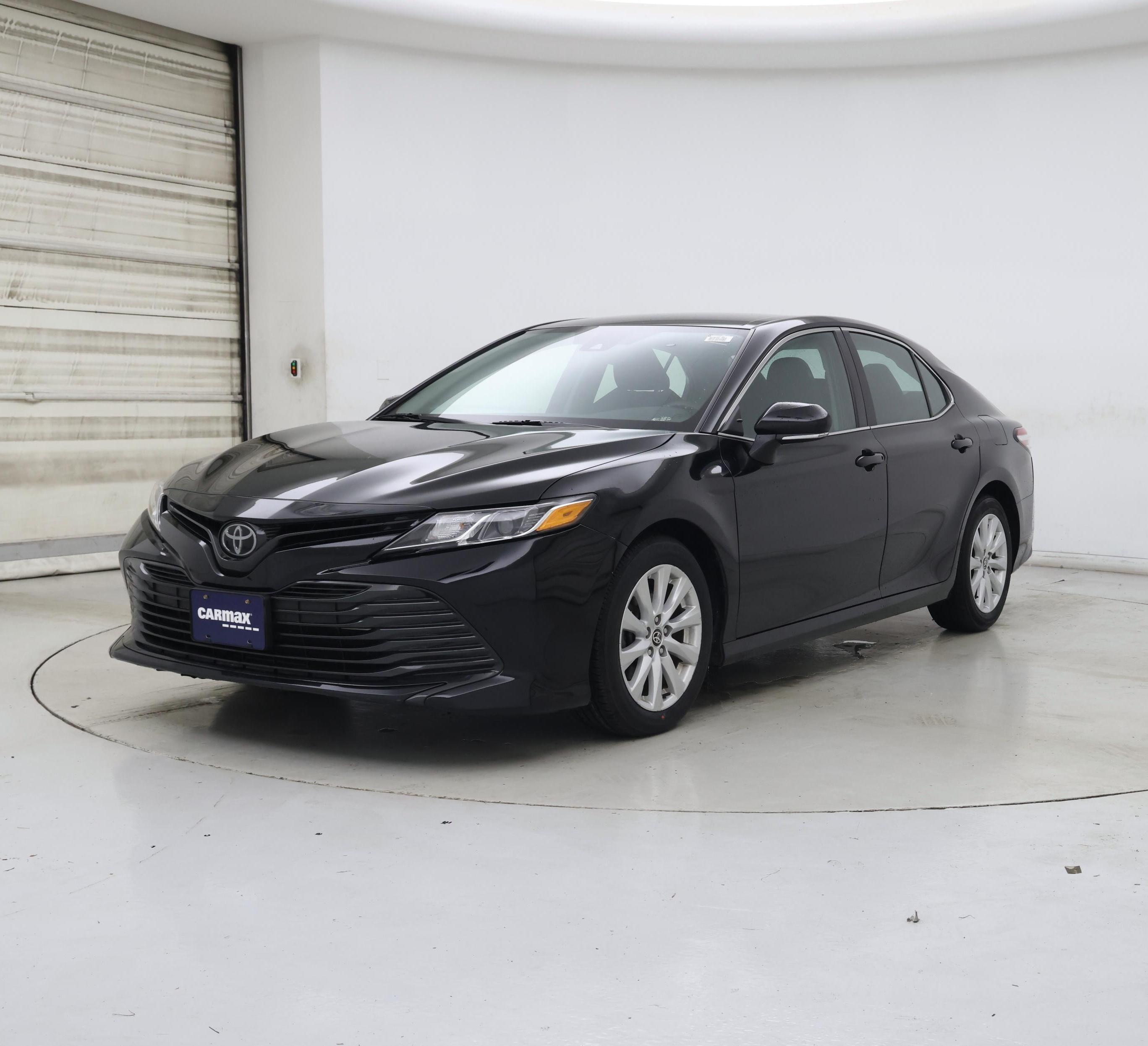 Thumbnail: 2020 Toyota Camry - 4