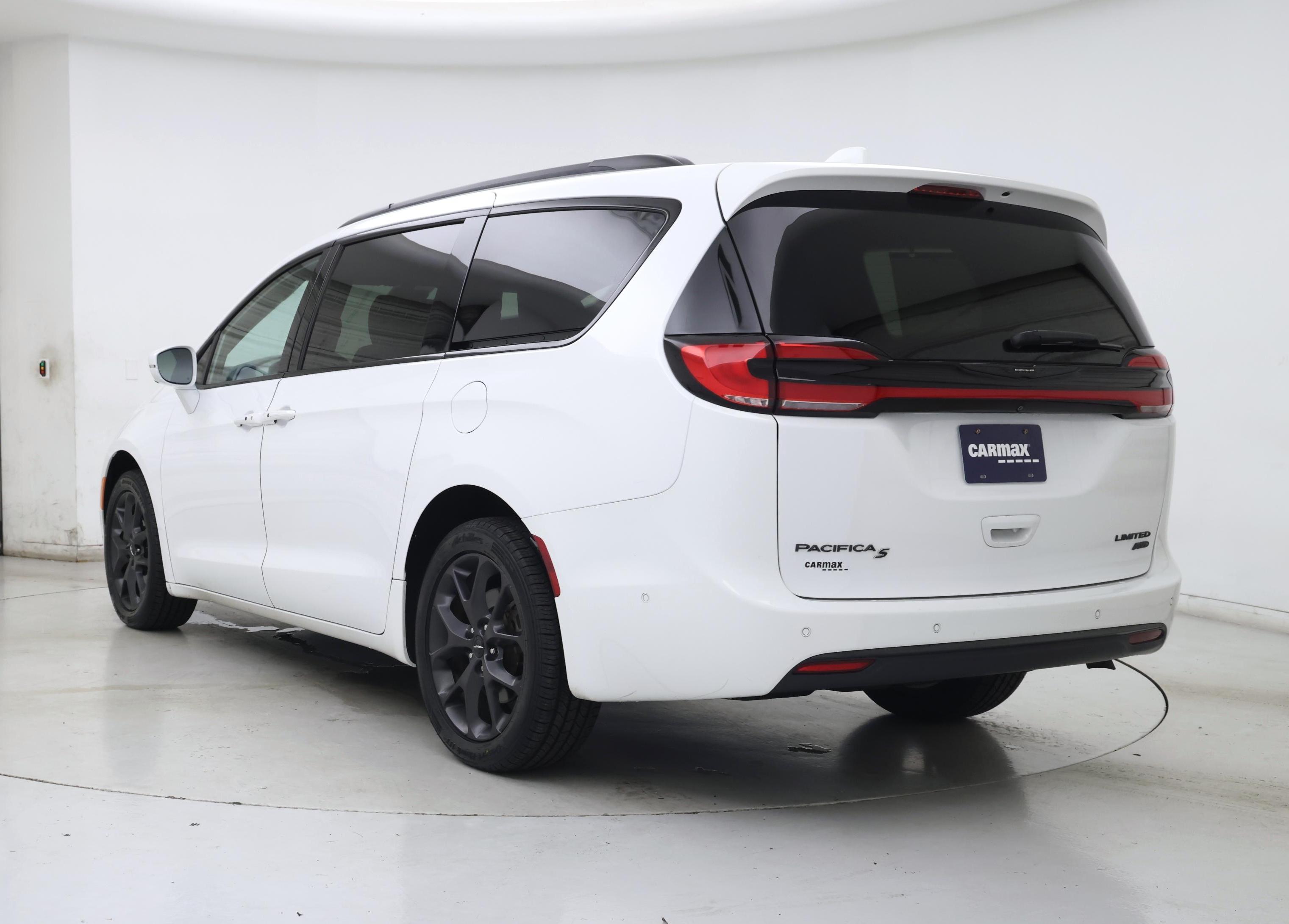 Thumbnail: 2022 Chrysler Pacifica - 2