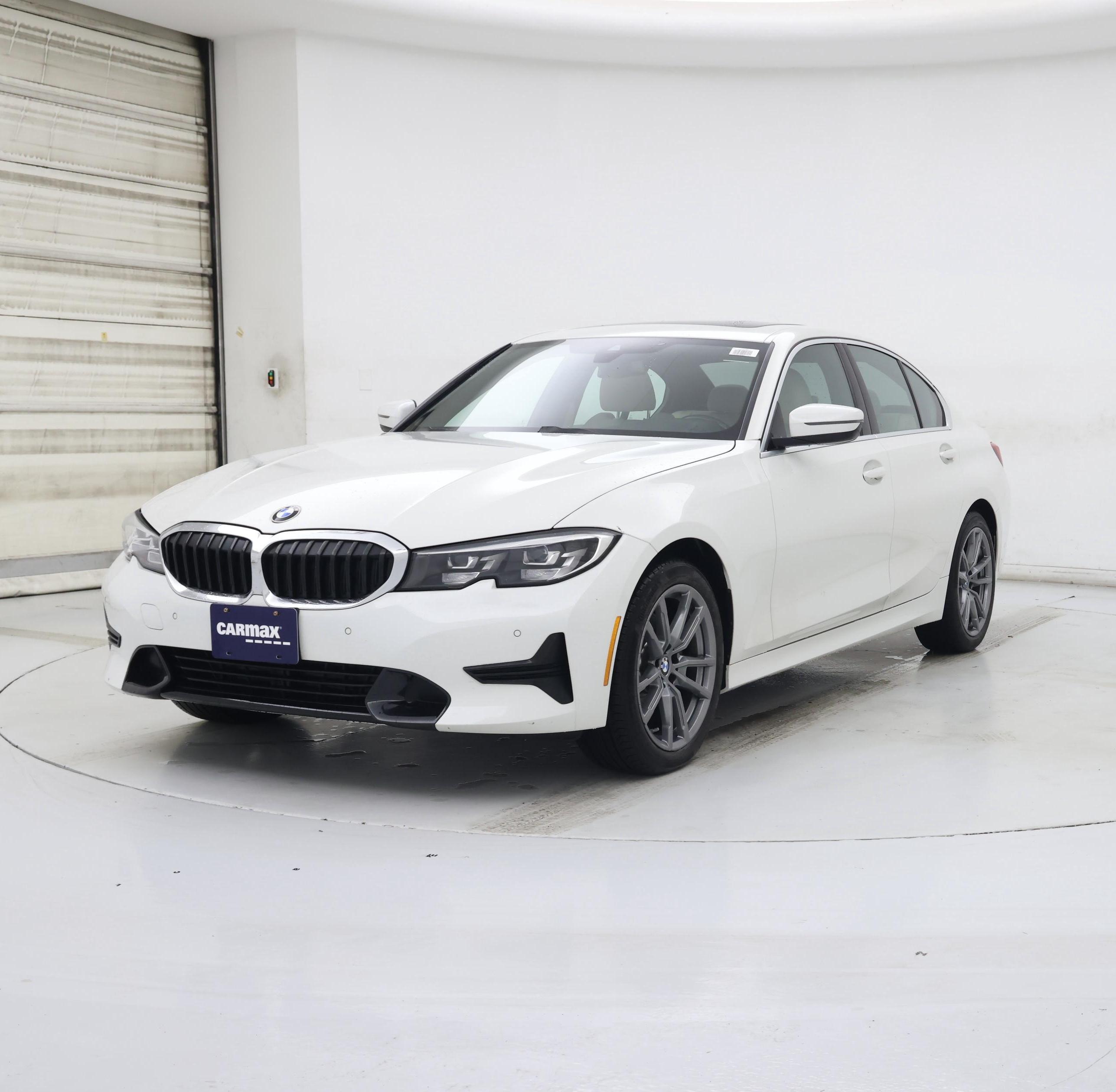 Thumbnail: 2020 BMW 3 Series - 4