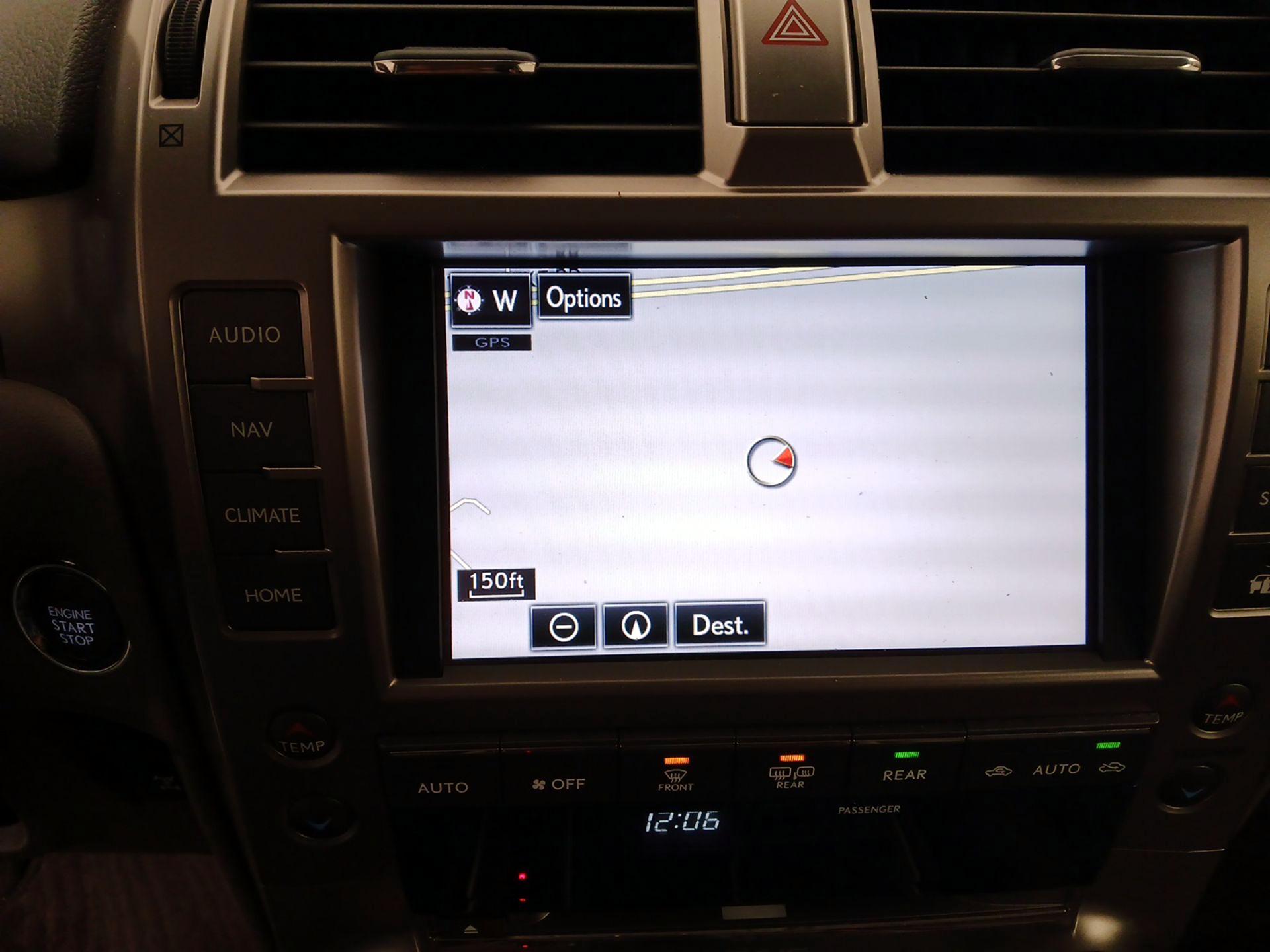 Thumbnail: 2014 Lexus GX - 14