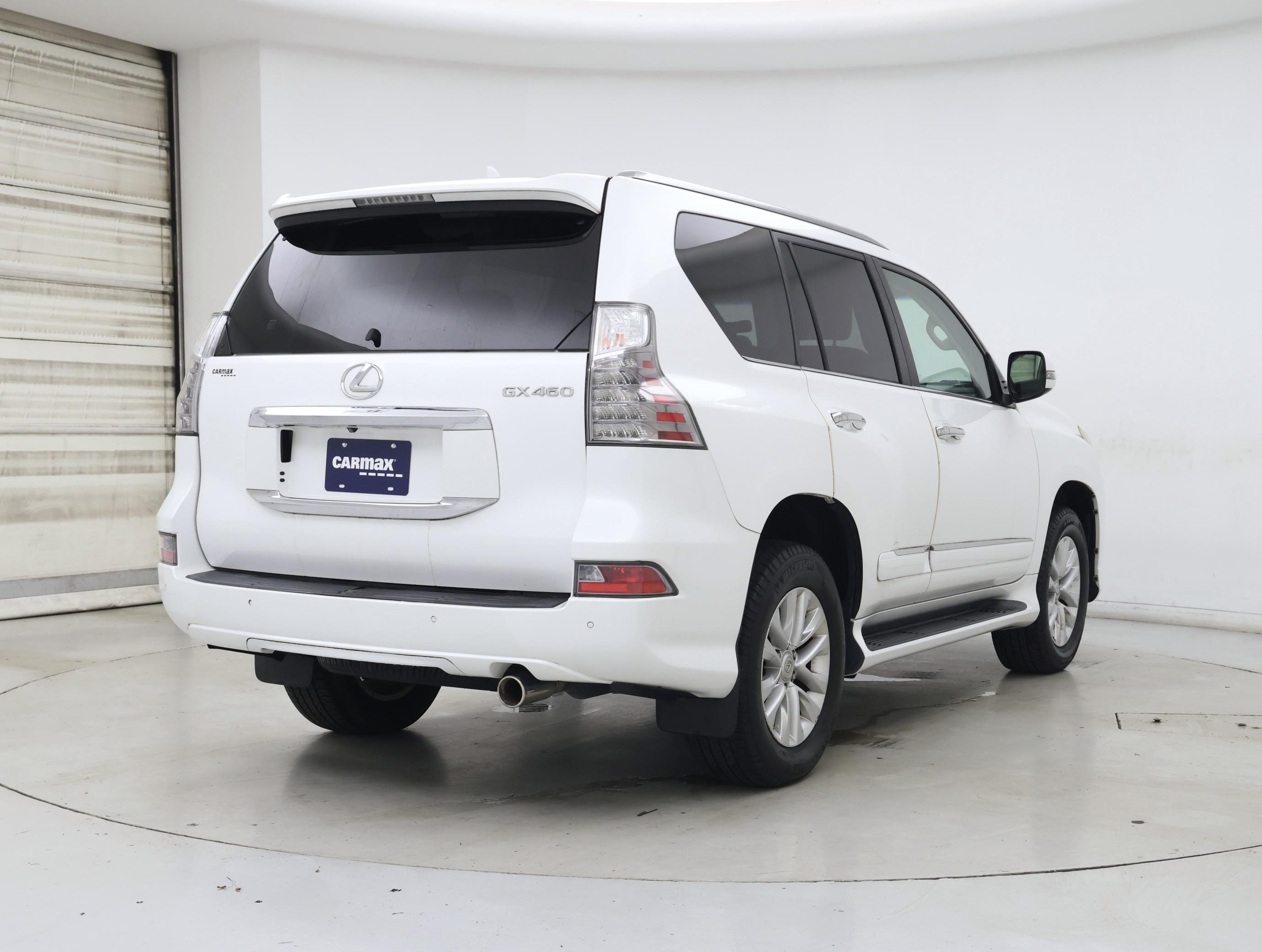 Thumbnail: 2014 Lexus GX - 8