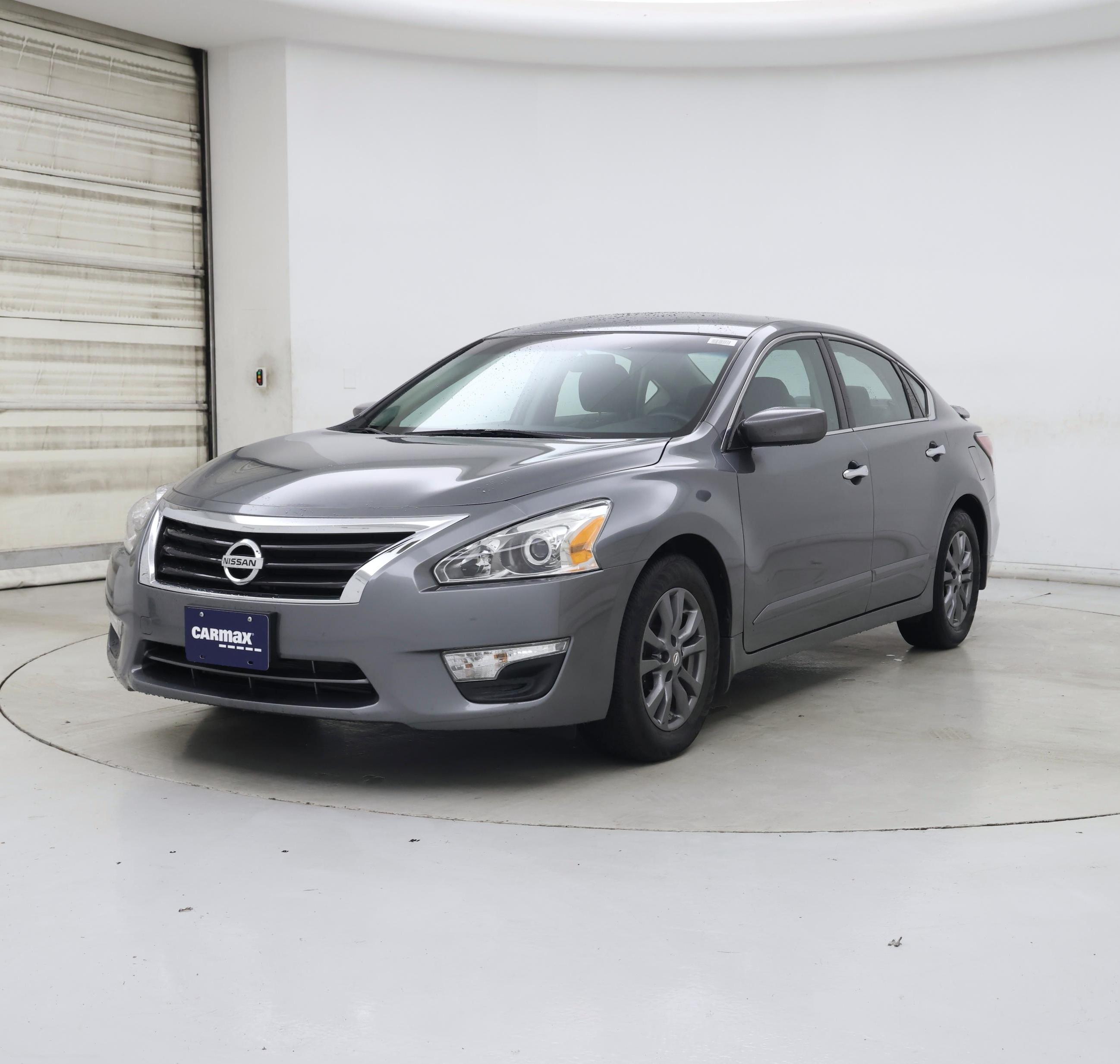 Thumbnail: 2015 Nissan Altima - 4