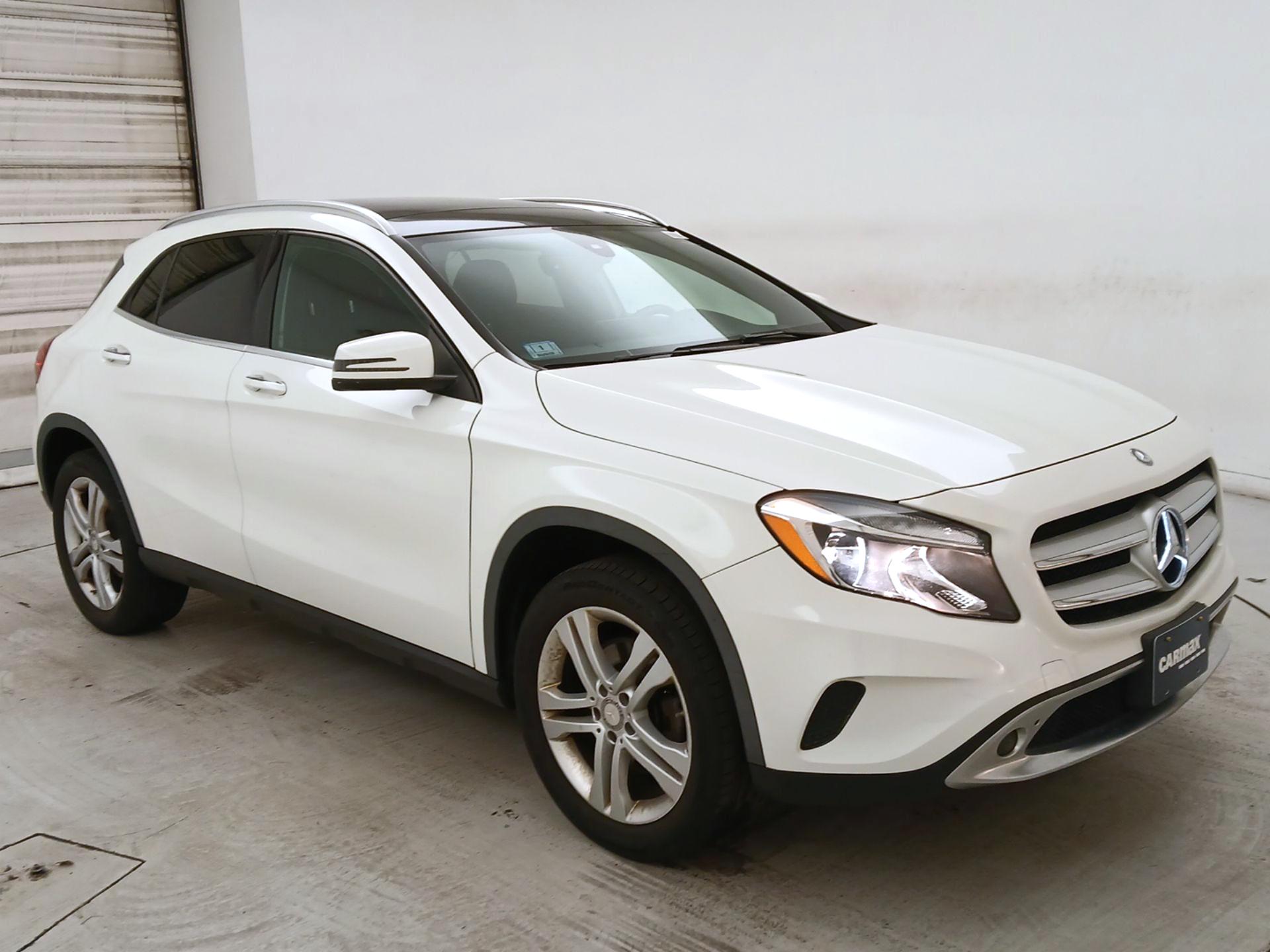 Thumbnail: 2016 Mercedes-Benz GLA - 1