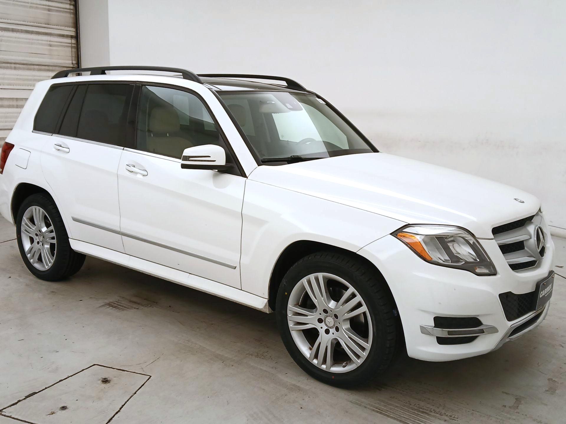 Thumbnail: 2015 Mercedes-Benz GLK - 1