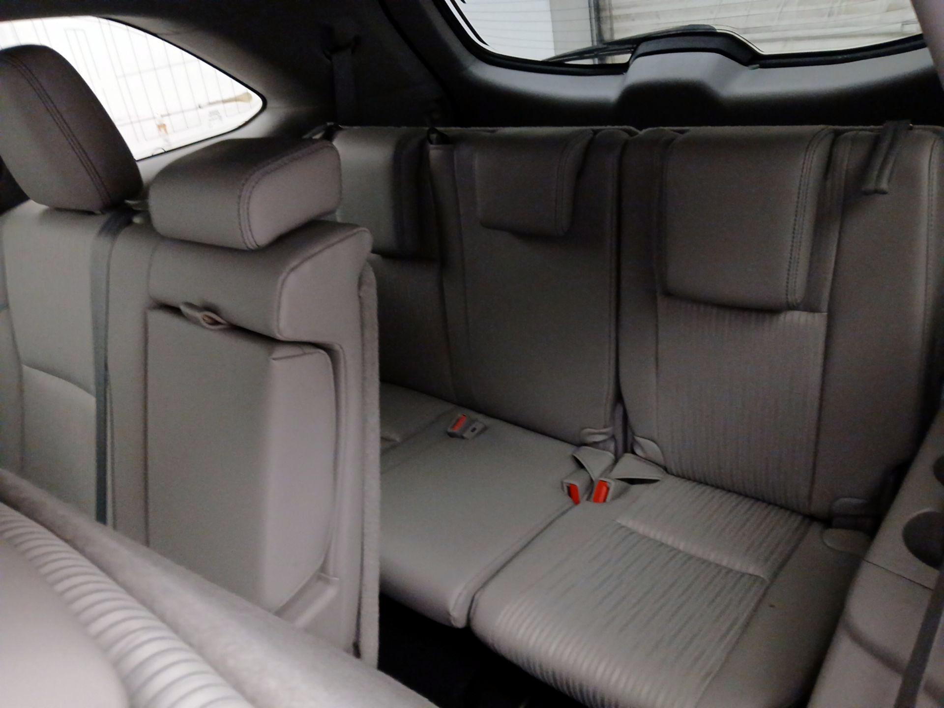Thumbnail: 2016 Toyota Highlander - 20