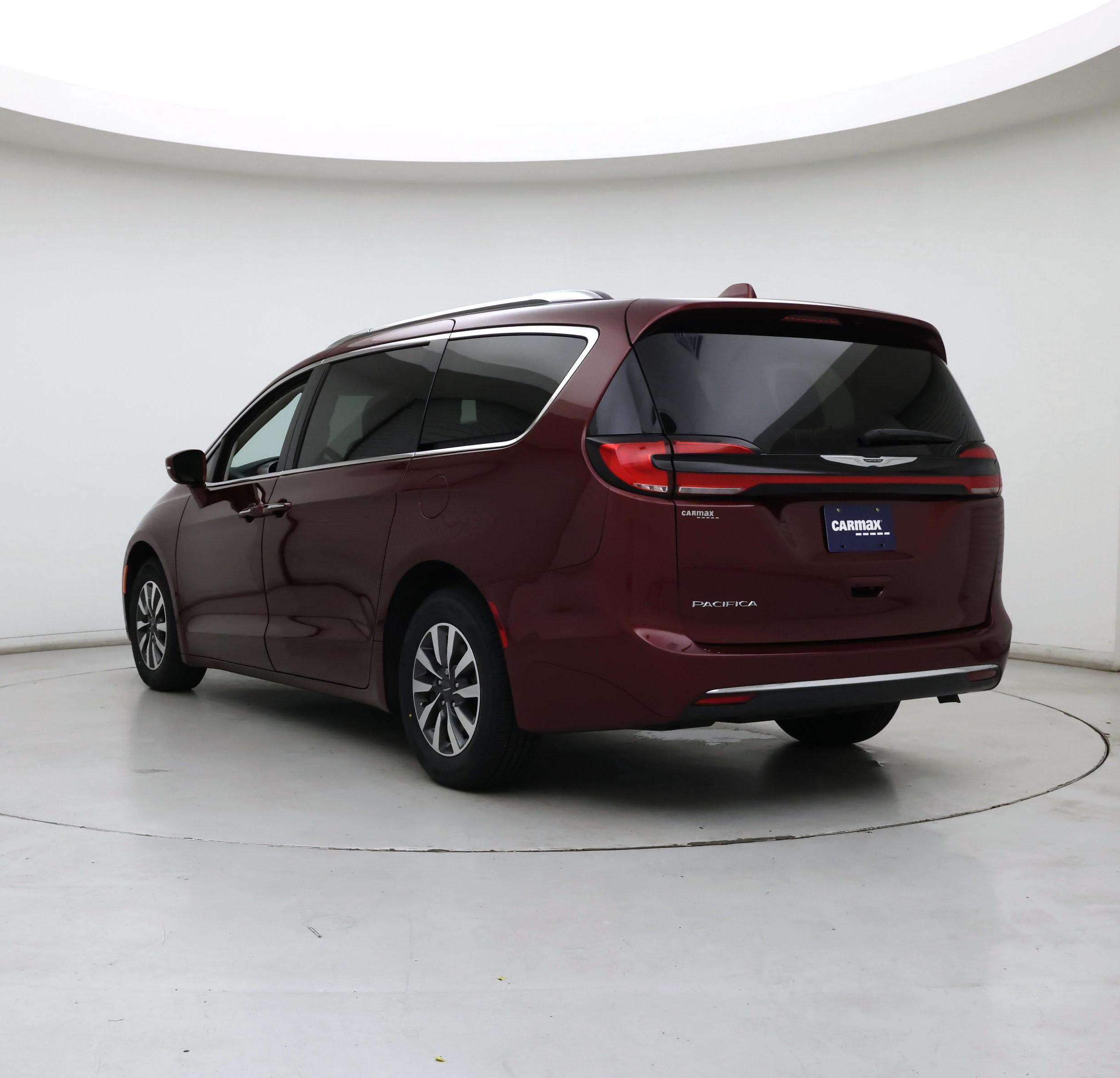 Thumbnail: 2021 Chrysler Pacifica - 2