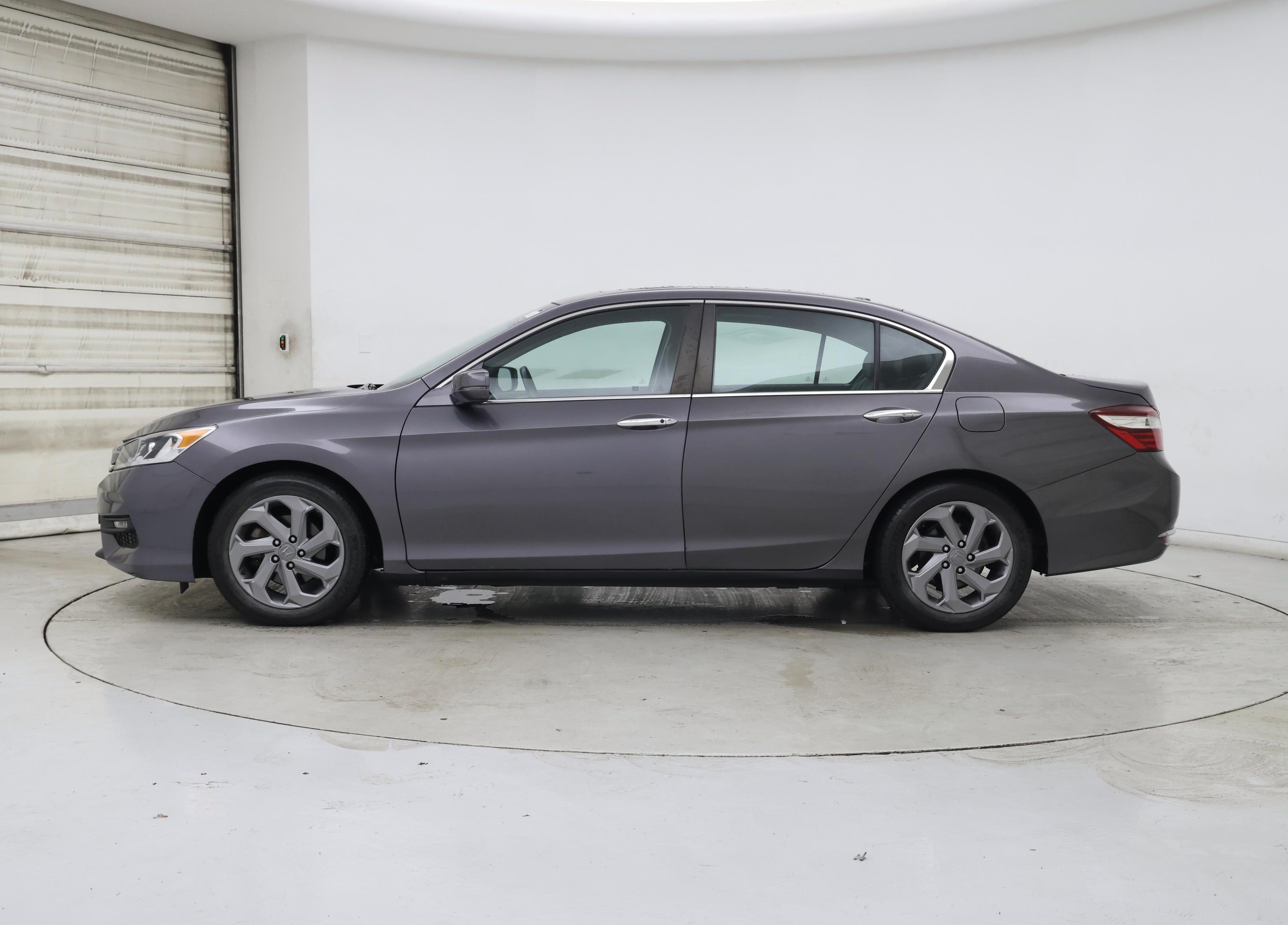 Thumbnail: 2017 Honda Accord - 3