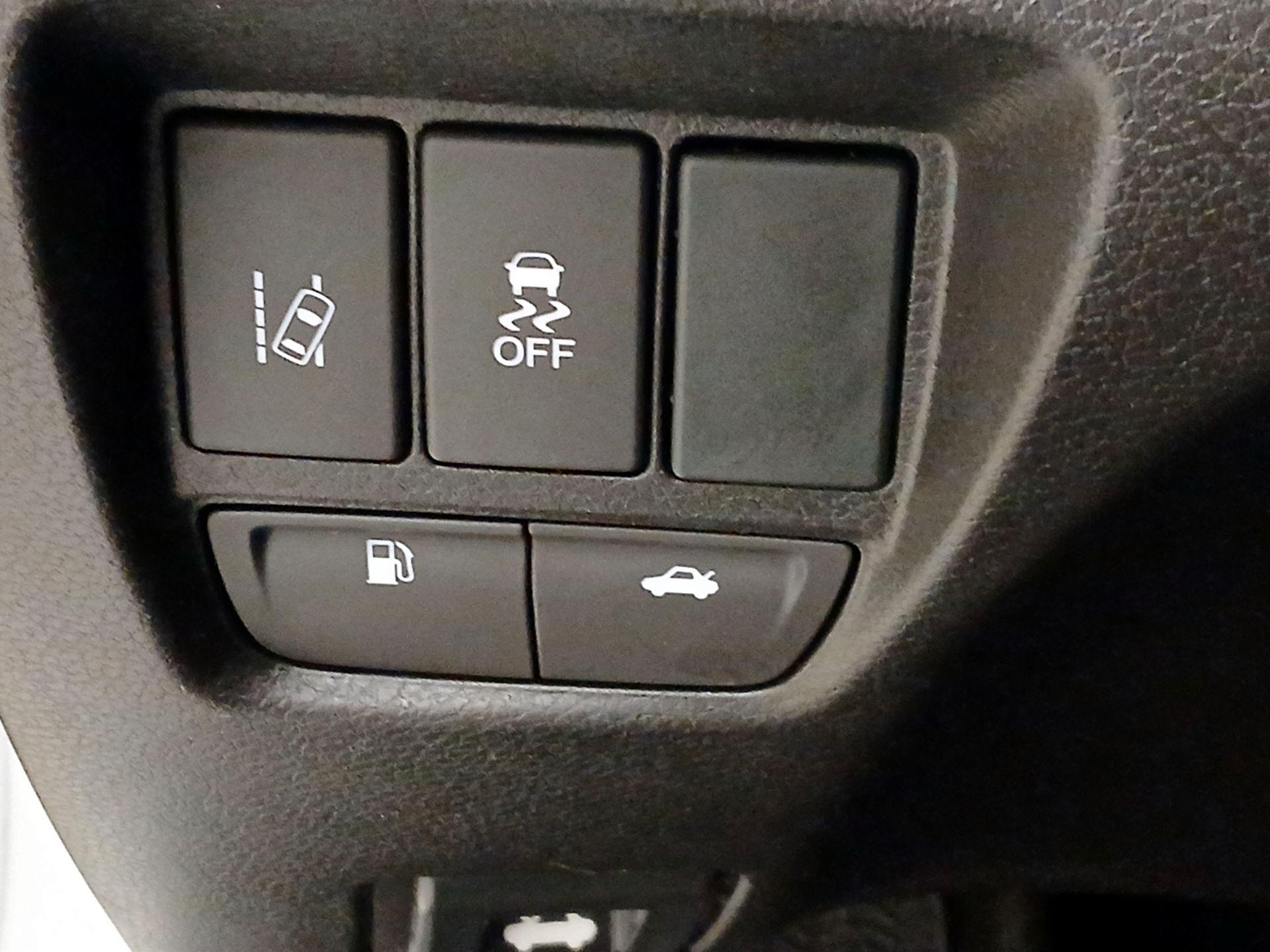 Thumbnail: 2015 Acura TLX - 13
