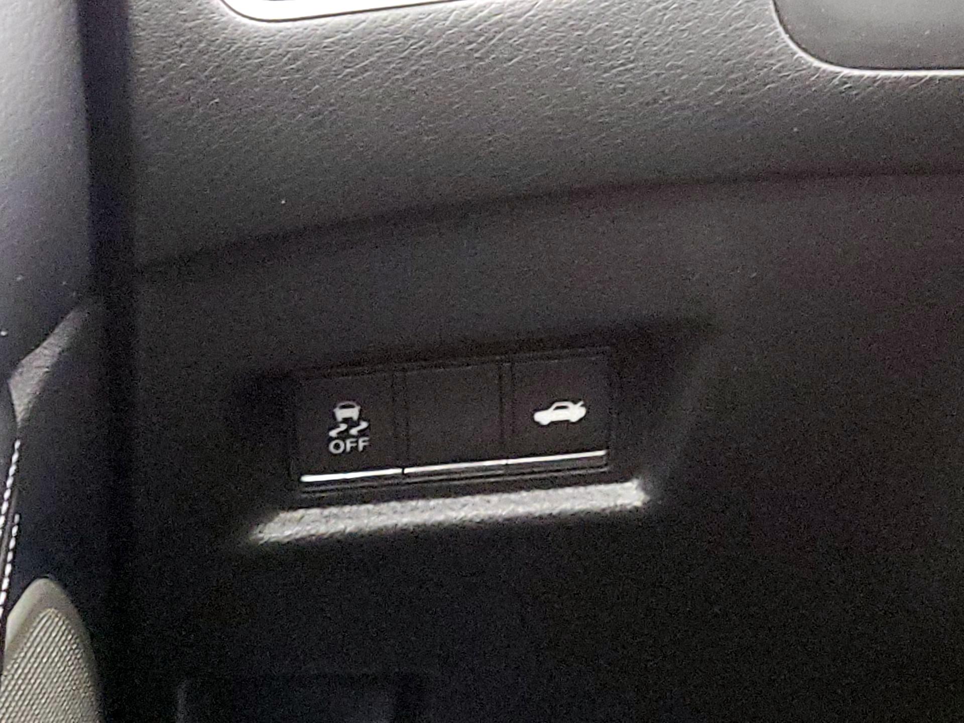 Thumbnail: 2019 INFINITI  - 13