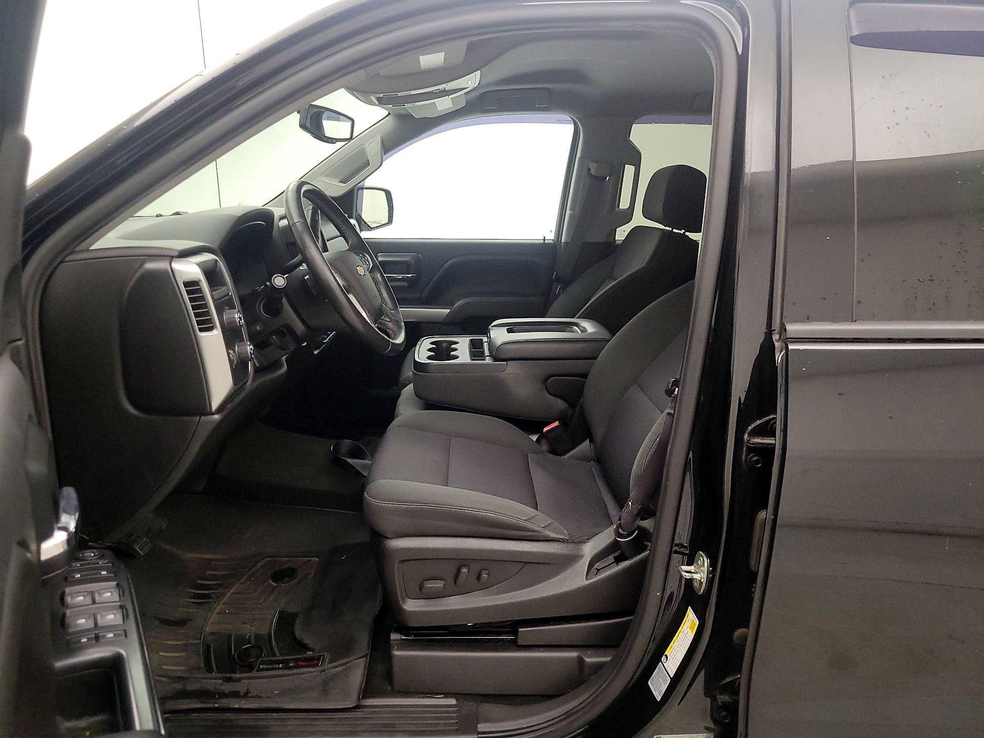 Thumbnail: 2015 Chevrolet Silverado 1500 - 11