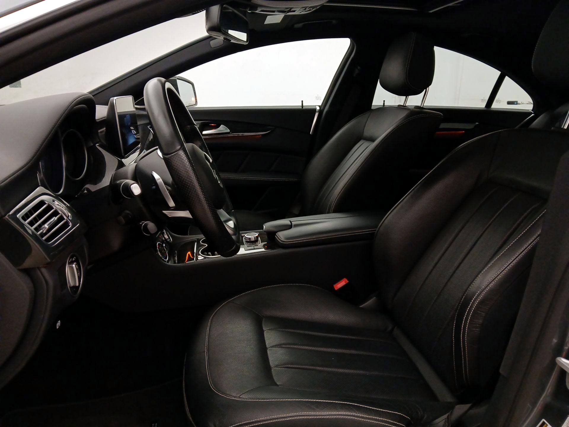 Thumbnail: 2018 Mercedes-Benz CLS - 9