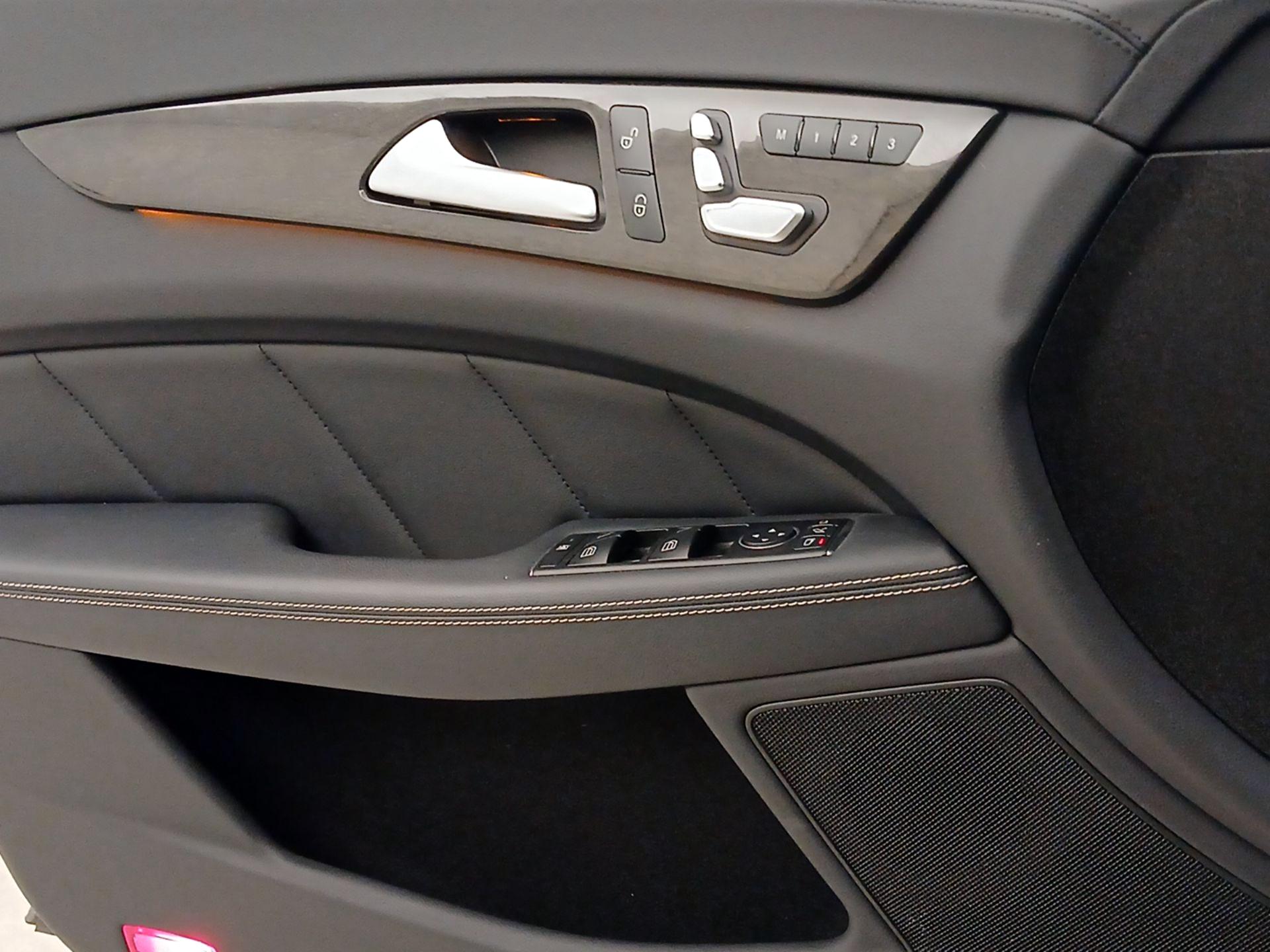 Thumbnail: 2018 Mercedes-Benz CLS - 10